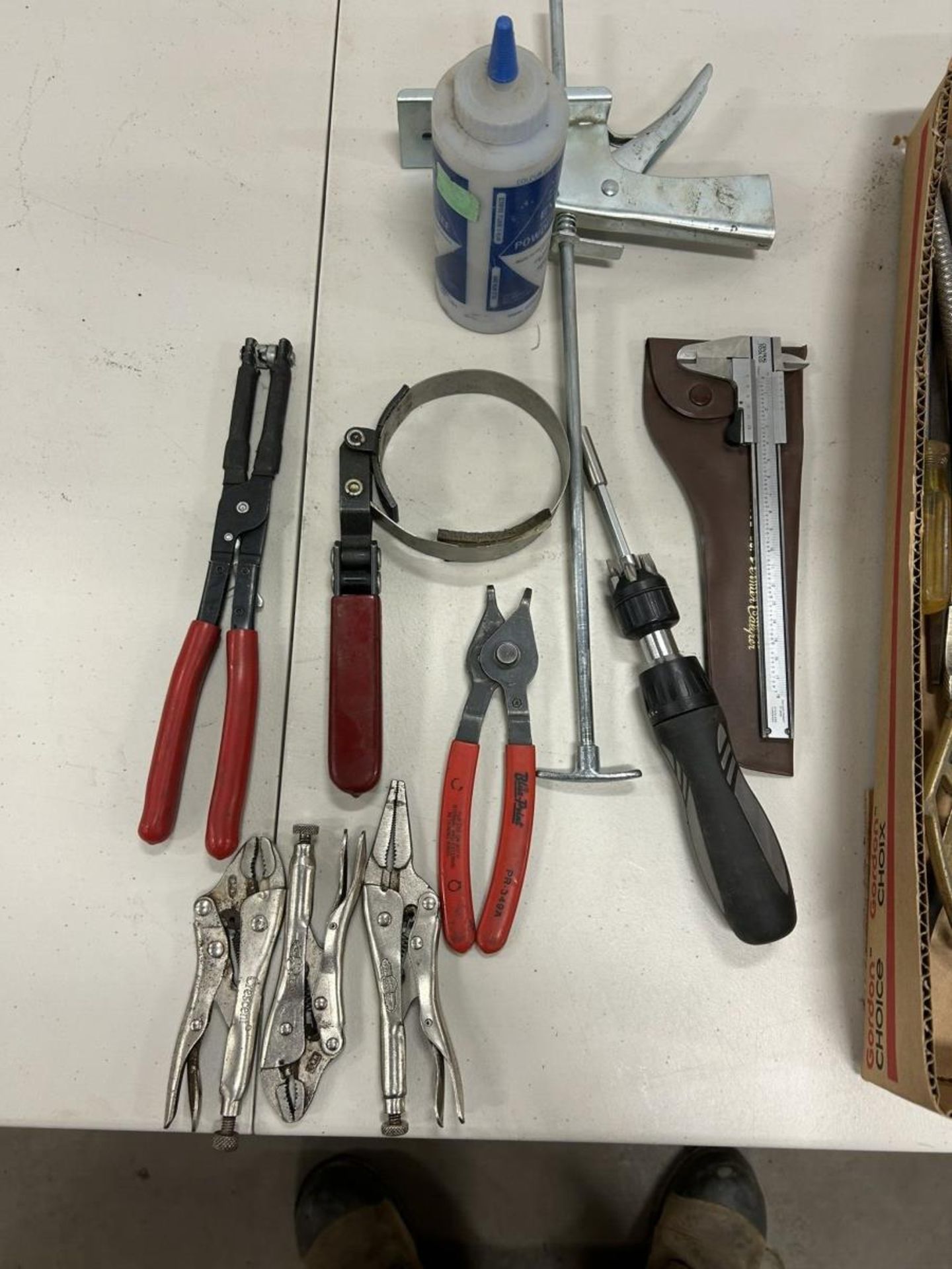 L/O ASSORTED HAND TOOLS PLIERS, VICE GRIPS, BLUE POINT RETAINING RING PLIERS ETC. - Image 3 of 6