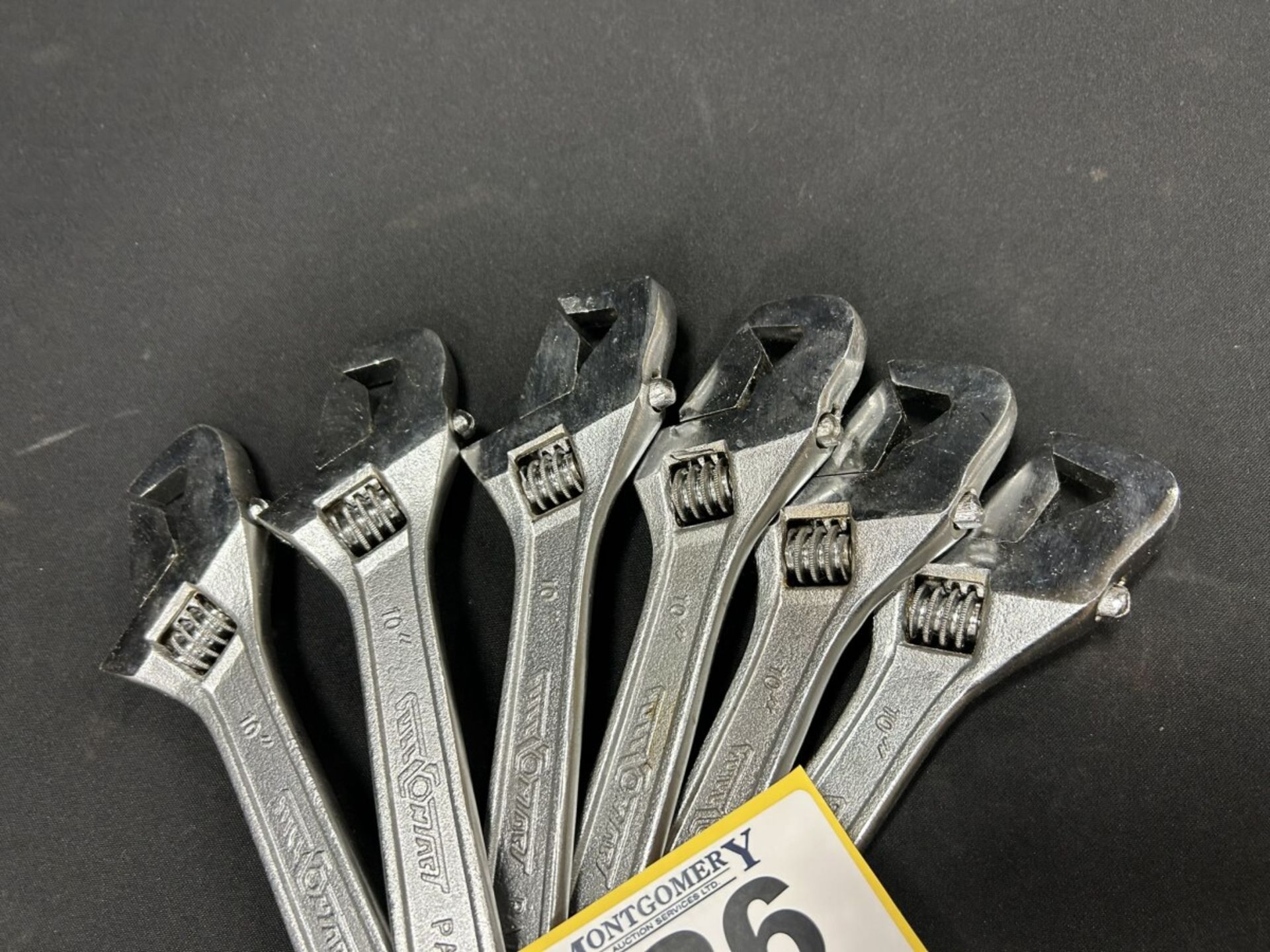 3/8" - 15/16" RATCHET RING SPANNER W/ 6 FULL CONTACT ADJUSTABLE WRENCHES - Image 3 of 5