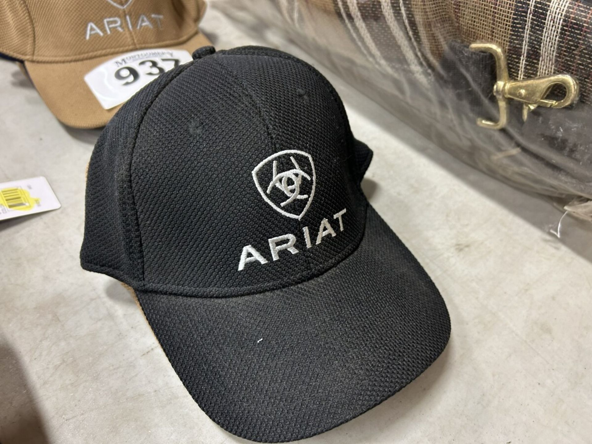 4 ASSORTED M/L ARIAT HATS - Image 2 of 2