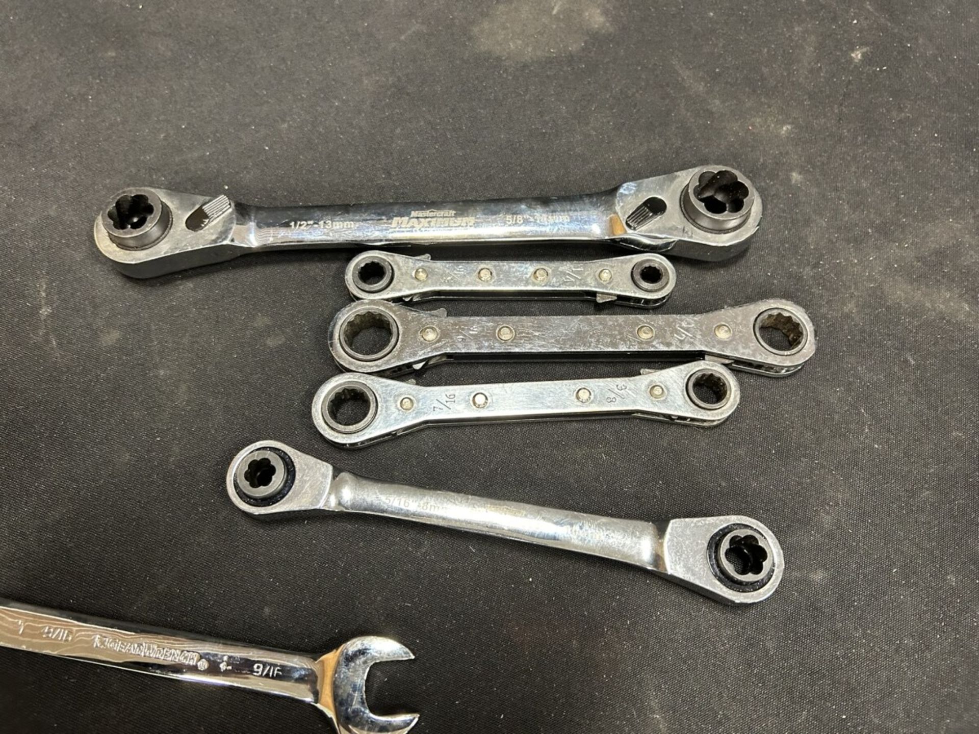 ASSORTED SAE RATCHETING COMBINATION WRENCHES - Image 3 of 3