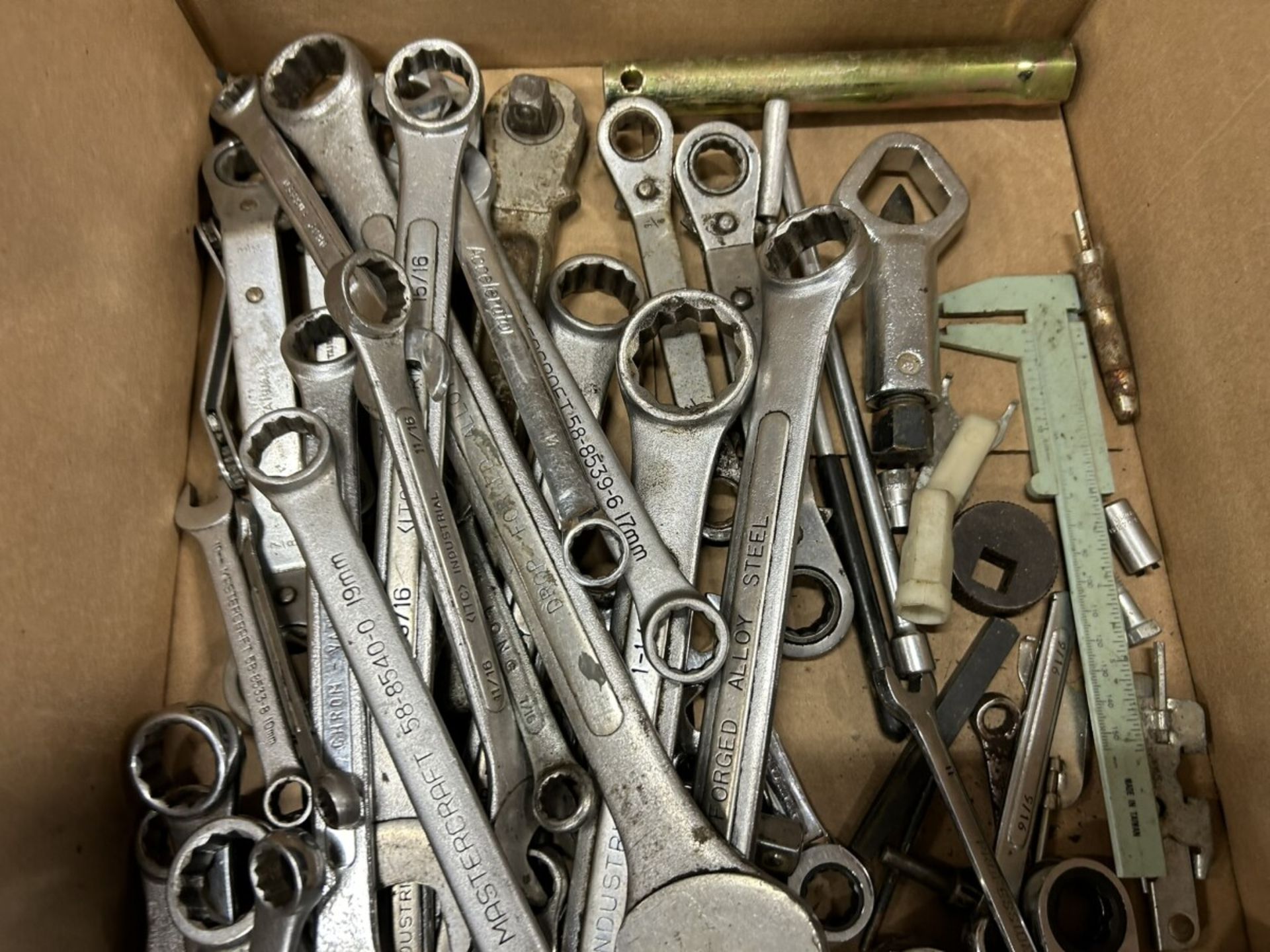 ASSORTED SAE WRENCHES - Bild 3 aus 3