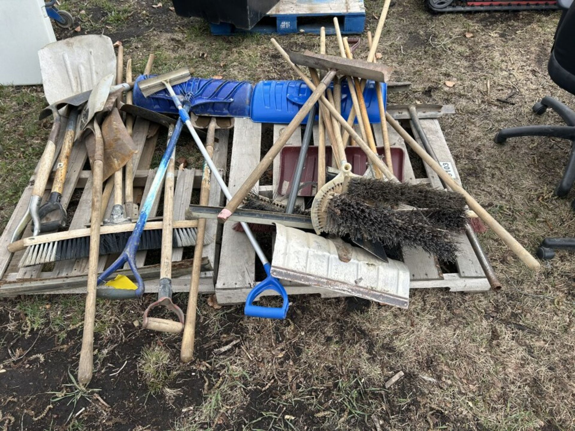 L/O ASSORTED SHOVELS, BROOMS, SQUEEGES, ETC - Image 2 of 4