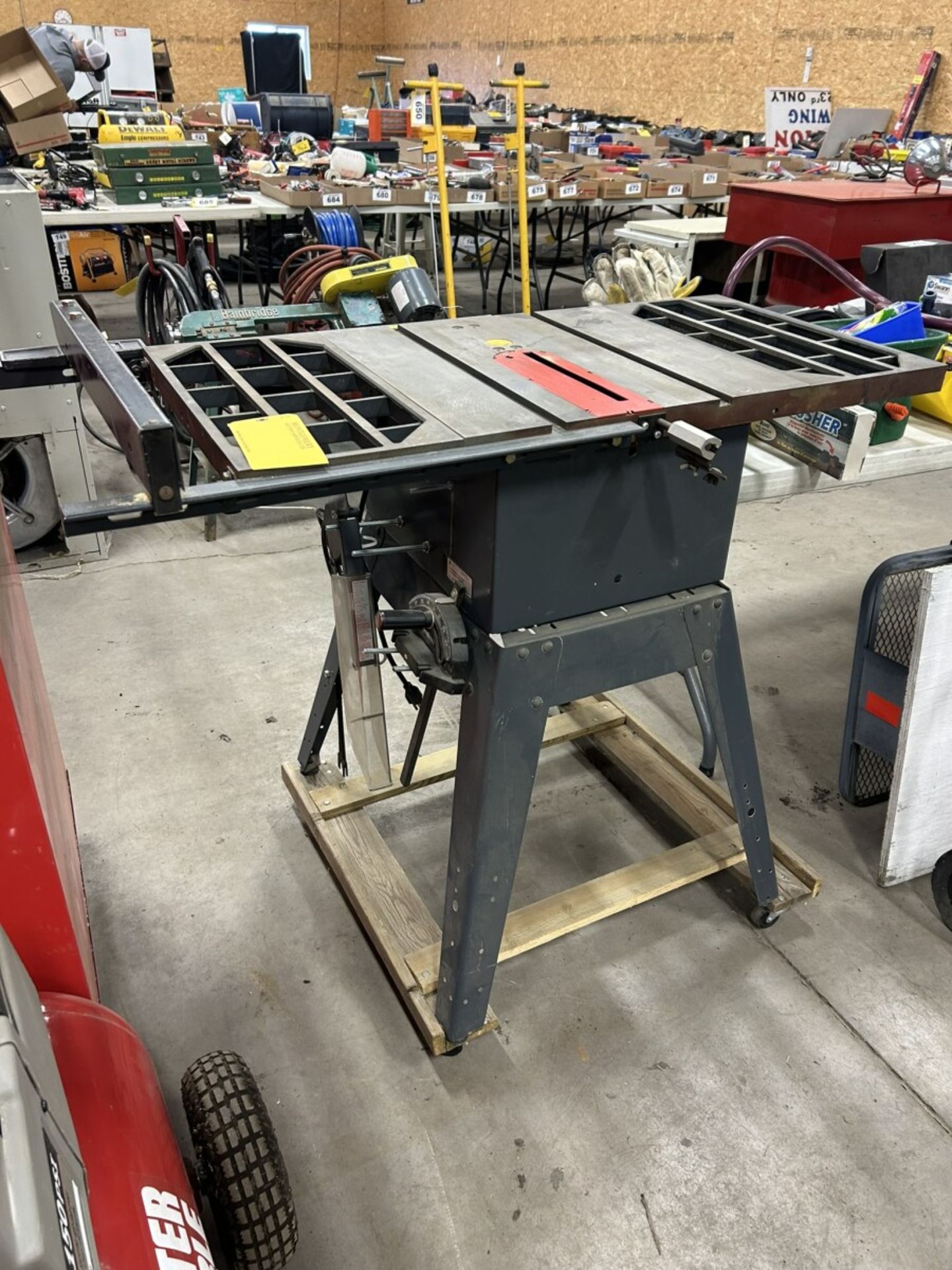 CRAFTSMAN 350 10" TABLE SAW - Image 3 of 6