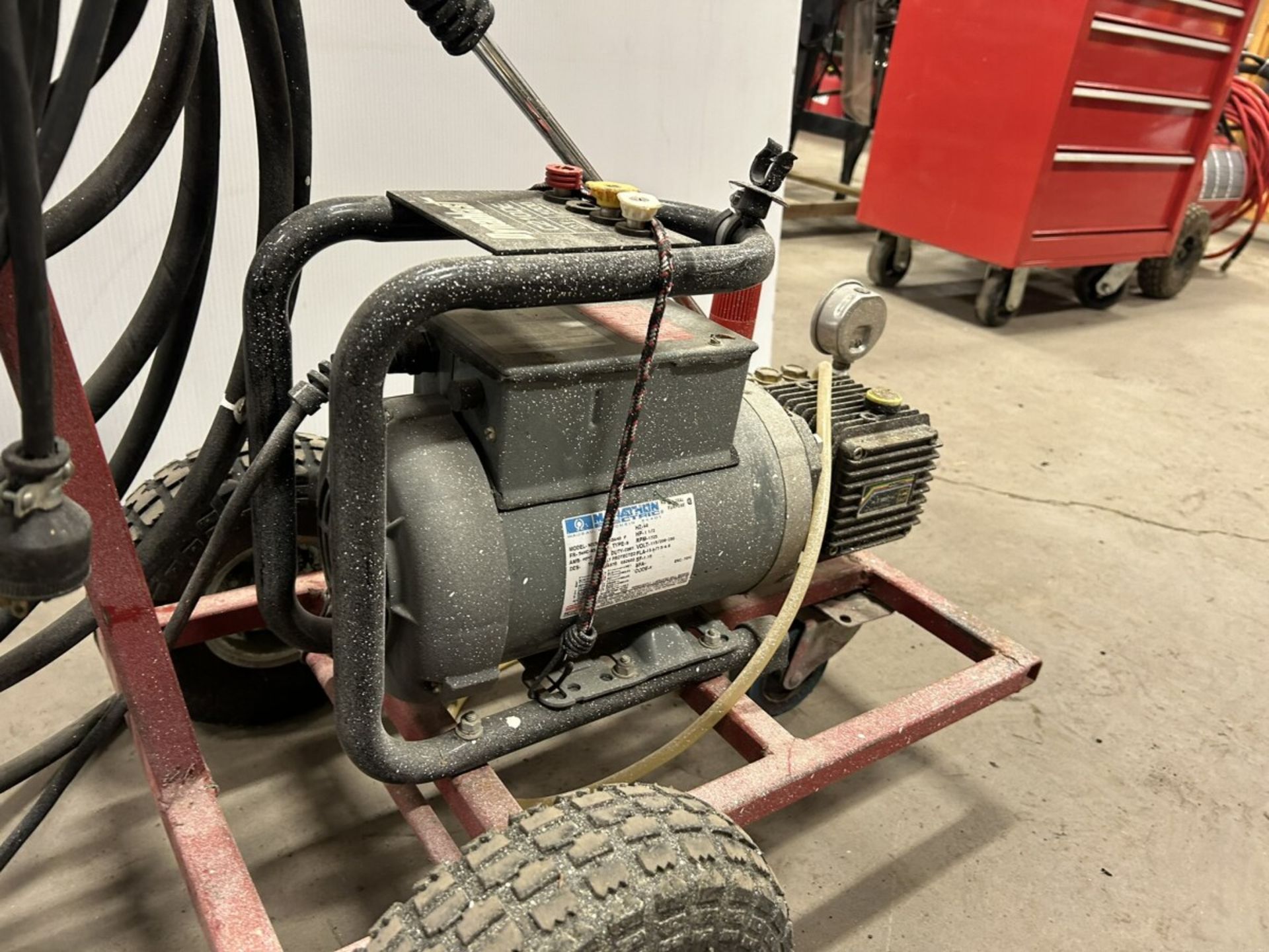 DYNABLAST CD210DE 1000PSI PRESSURE WASHER W/ HOSE AND WAND - Image 4 of 9