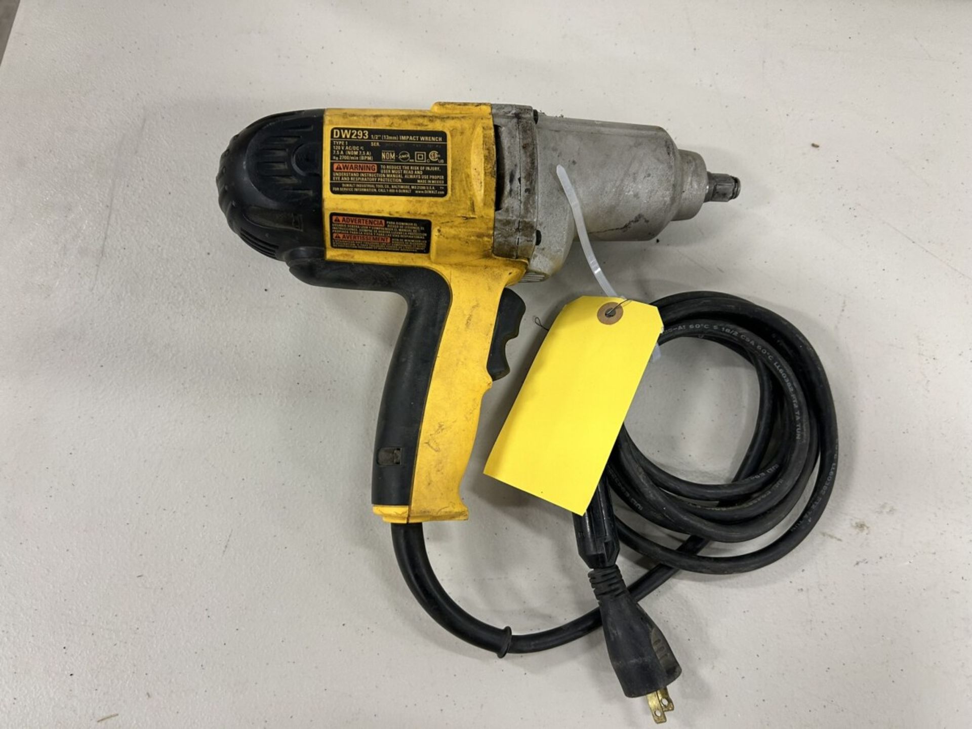 DEWALT 1/2IN IMPACT WRENCH - Image 4 of 4
