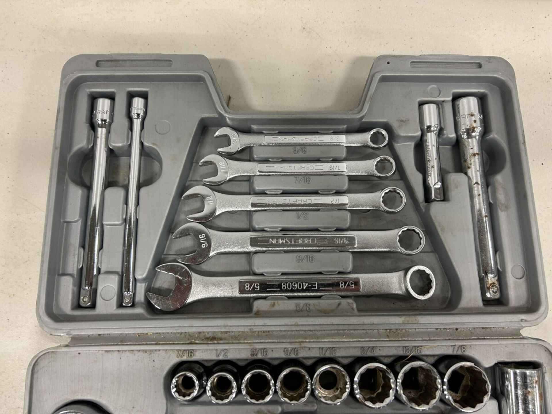 CRAFTSMAN TOOL SET - Image 3 of 4