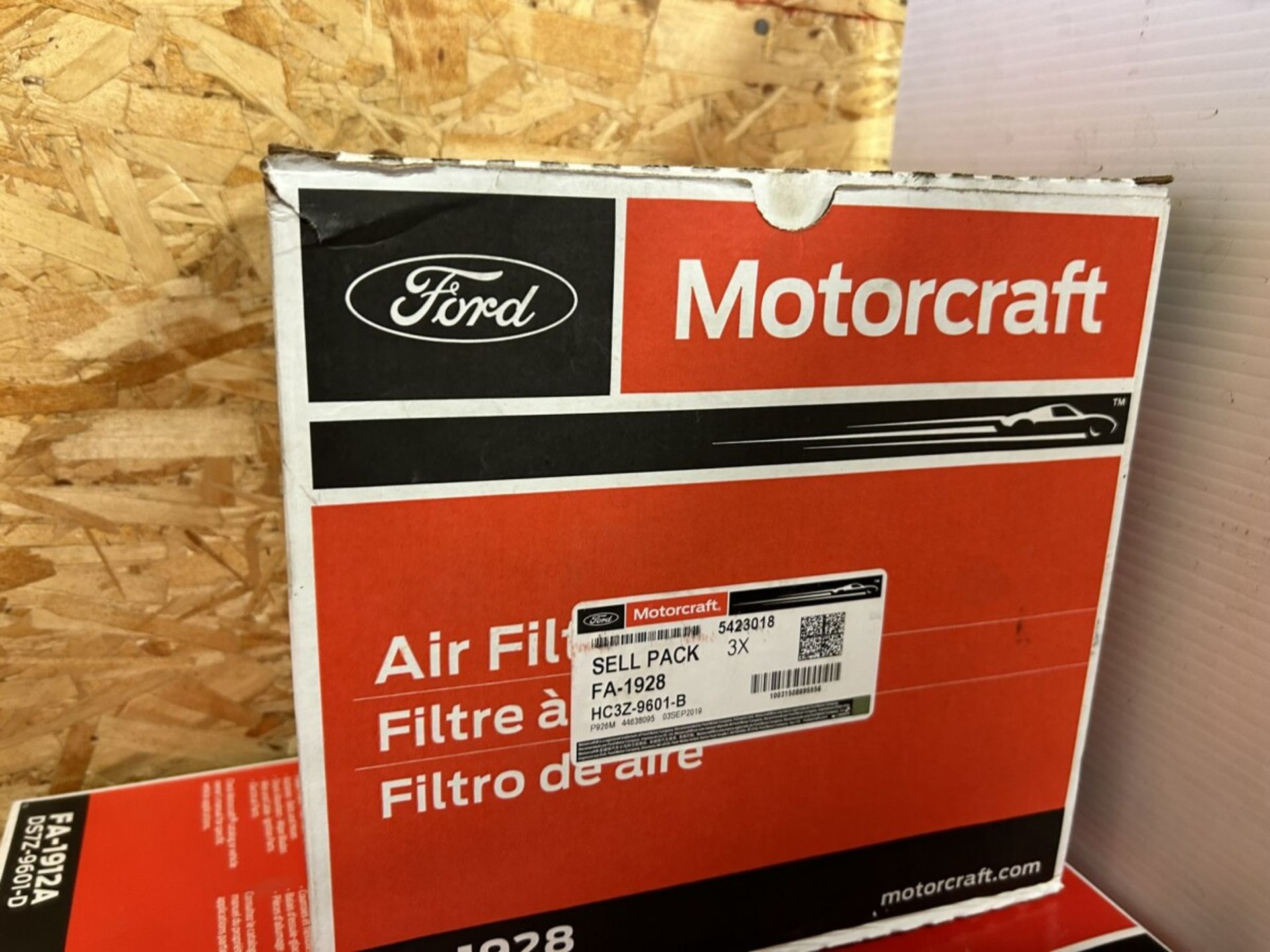 L/O ASSORTED MOTORCRAFT OIL AND AIR FILTERS - Image 3 of 6