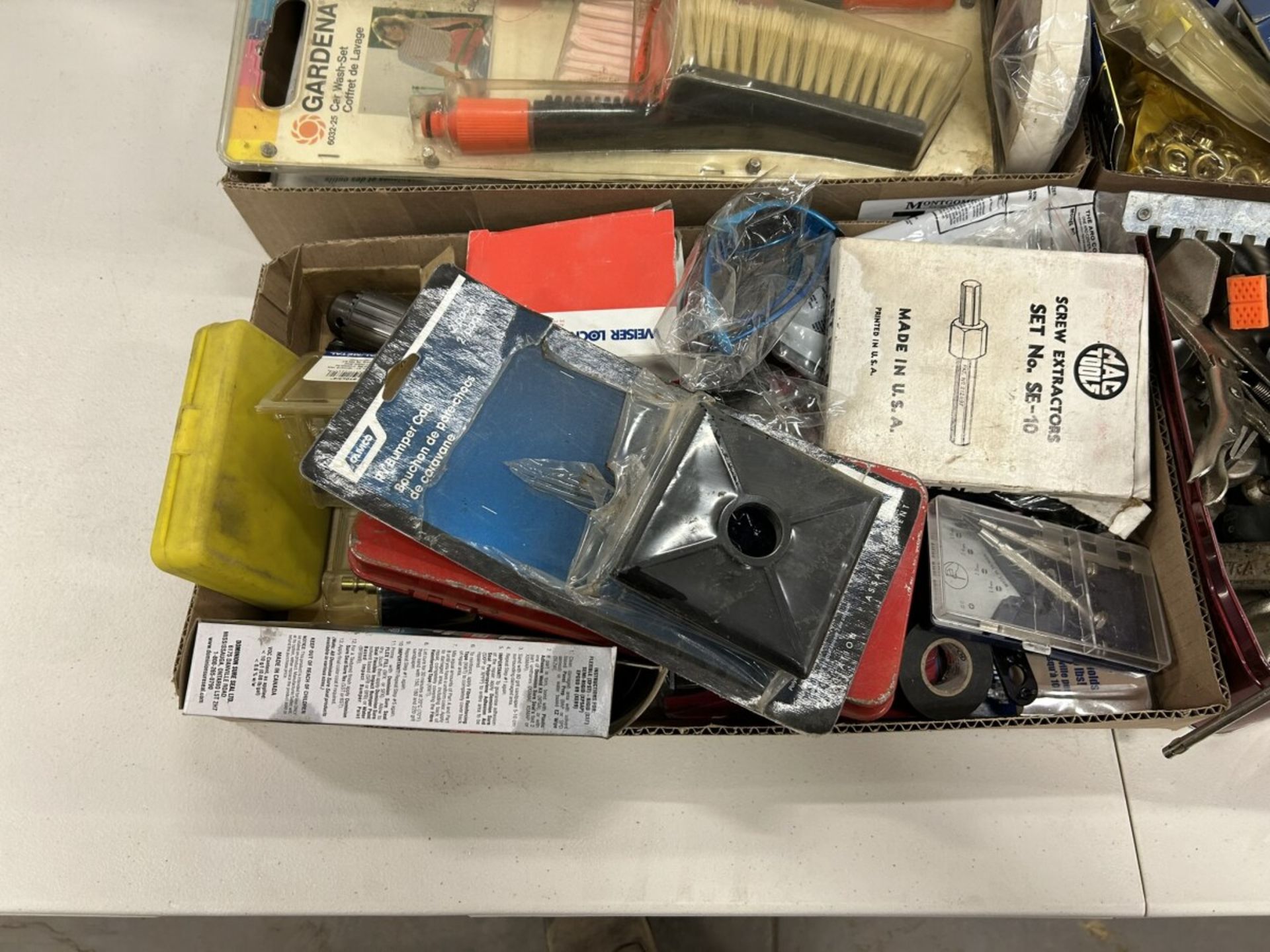 L/O ASSORTED PAINTING SUPPLIES, CLAMPS, MAC TOOLS SCREW EXTRACTOR, ETC. - Image 4 of 6