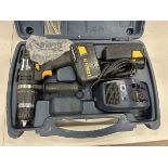 MASTERCRAFT 18 VOLT CORDLESS DRILL W/ 2 BATTERIES AND A CHARGER