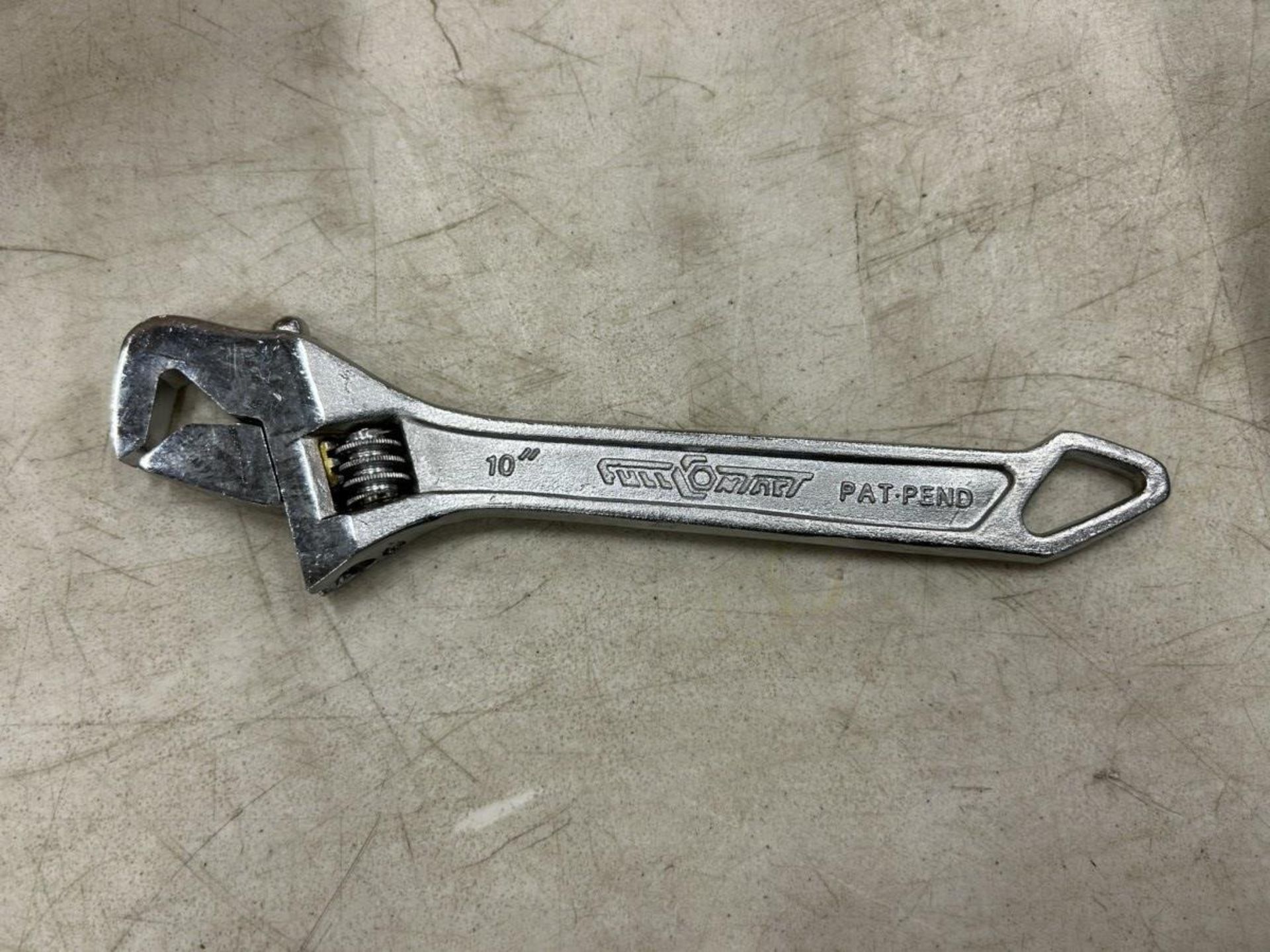 L/O 10" FULL CONTACT ADJUSTABLE WRENCHES - Image 2 of 2