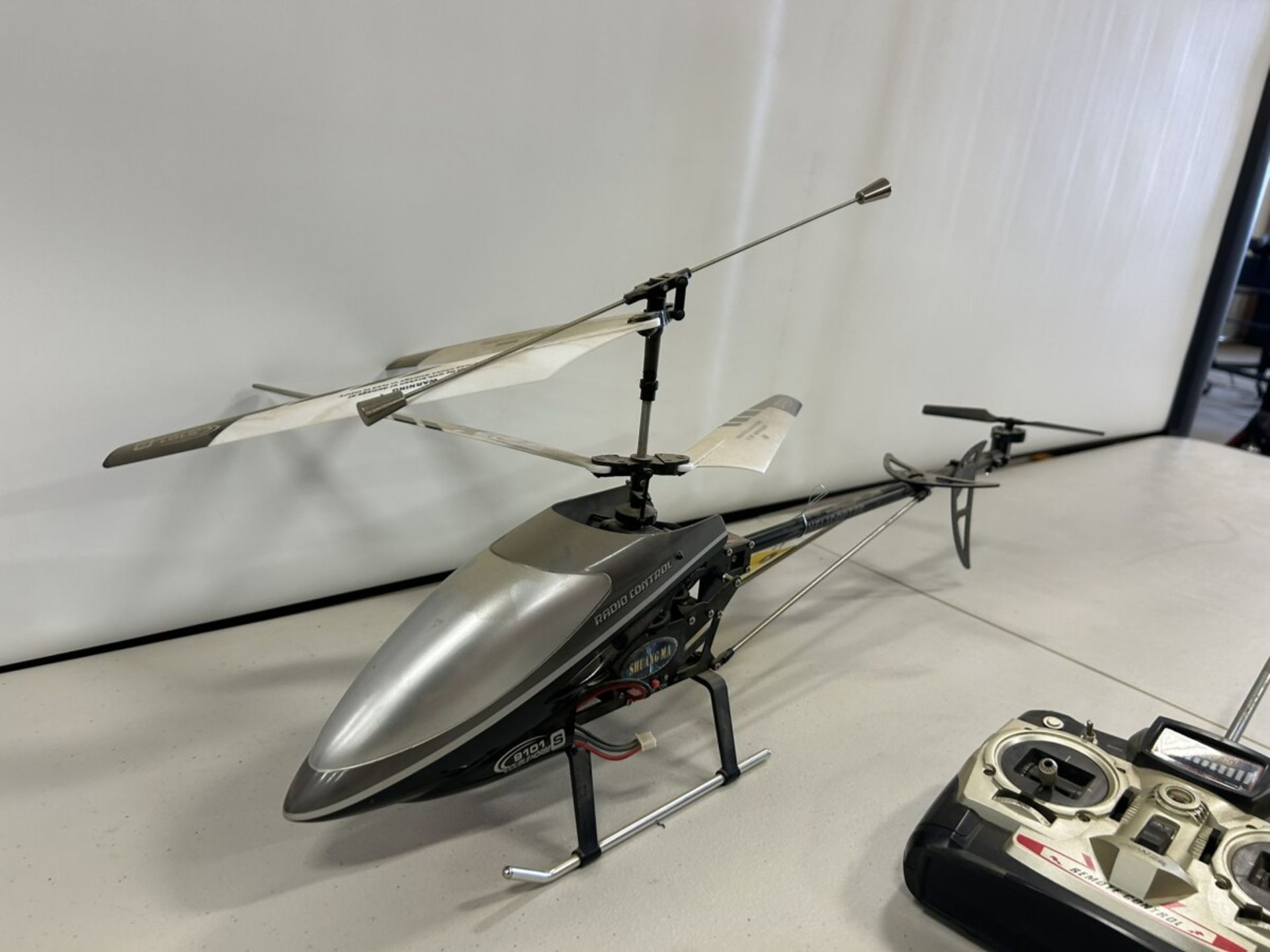 9101S DOUBLE HORSE REMOTE CONTROL HELICOPTER - Image 5 of 7