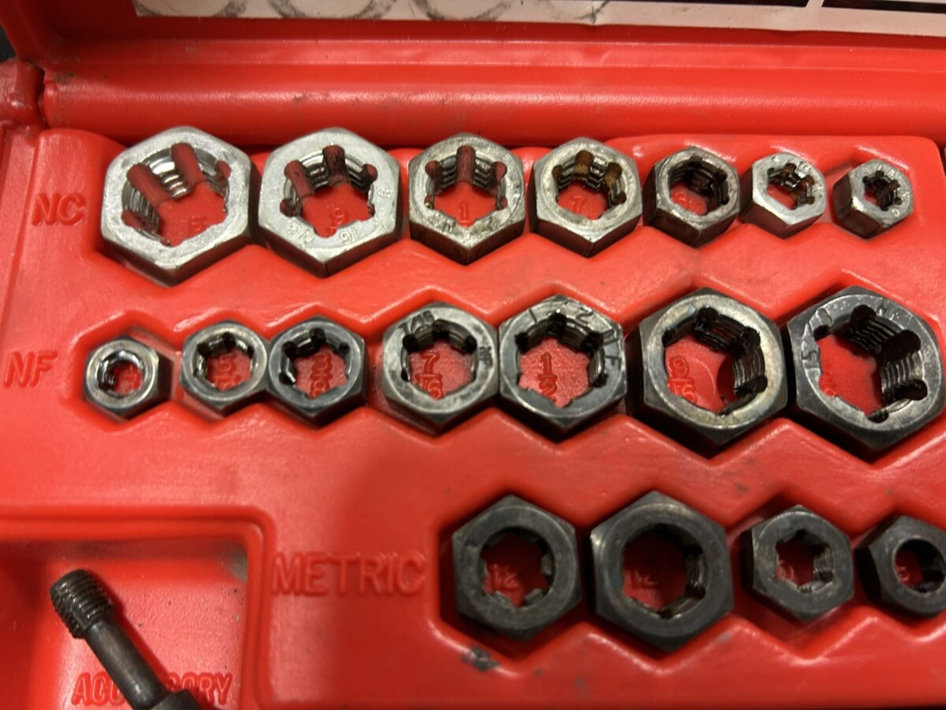 SNAP-ON RETHREADING SET RTTD33 - Image 4 of 7