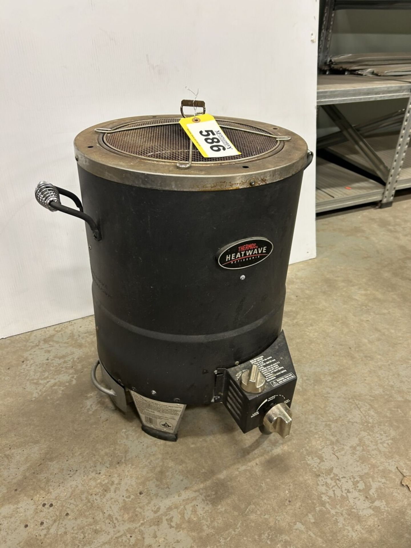 THERMOS HEATWAVE LPG ROTISSERIE