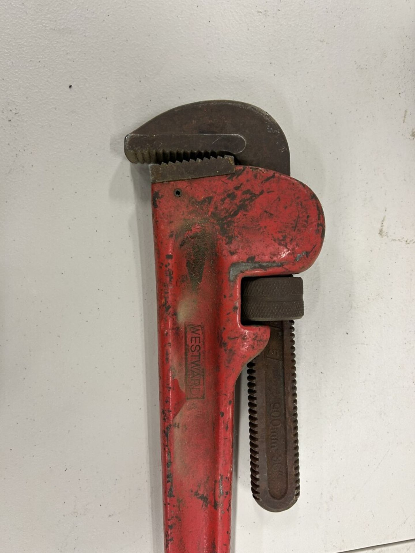 WESTWARD PIPE WRENCH W/ BOLT CUTTERS - Image 2 of 3