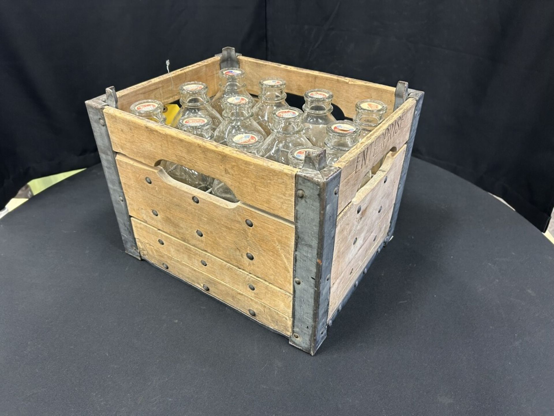 ANTIQUE MILK BOTTLES AND CRATE - Image 2 of 4