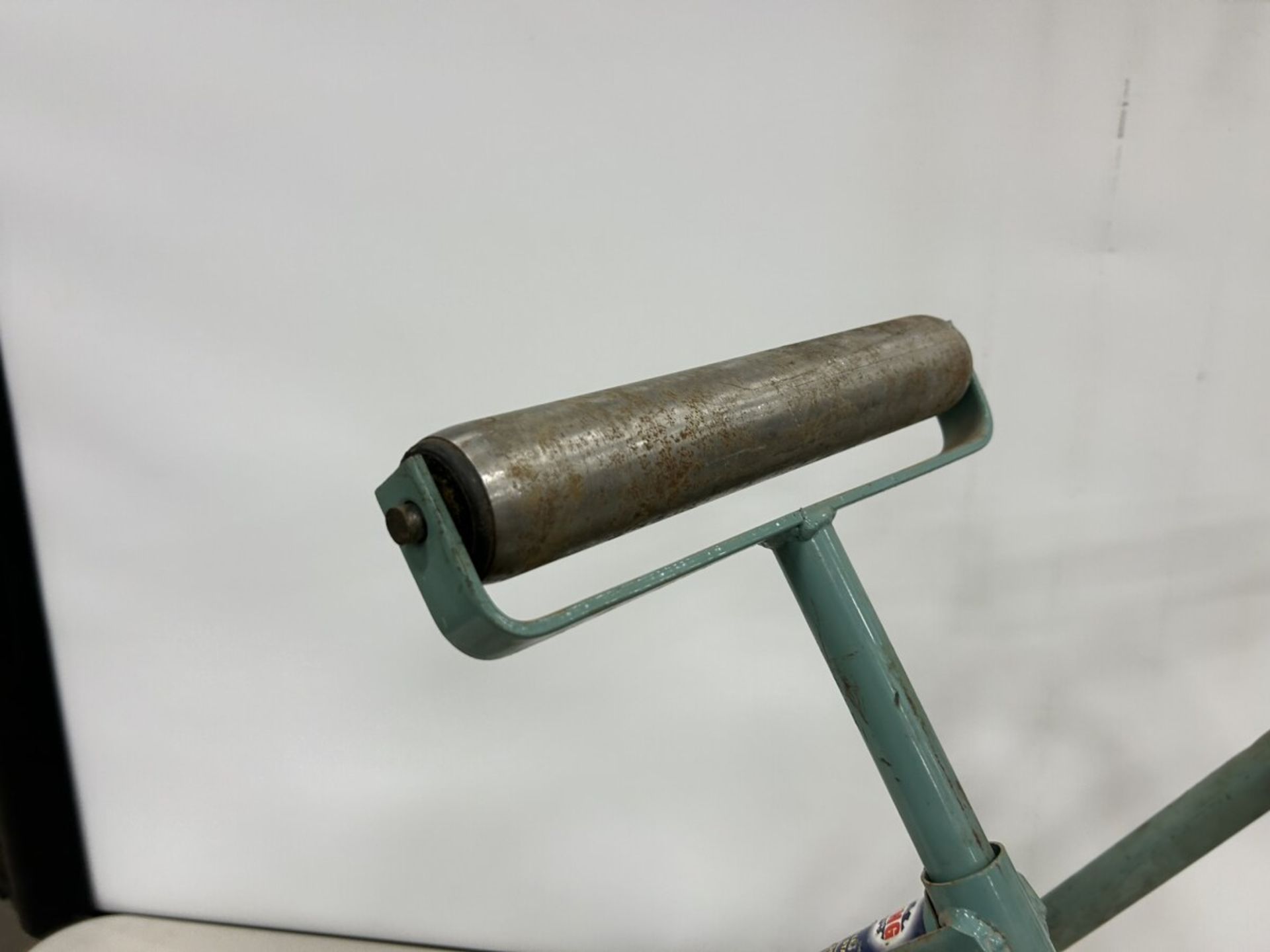 PAIR OF ADJUSTABLE ROLLER STANDS W/ JACK STAND - Image 2 of 5