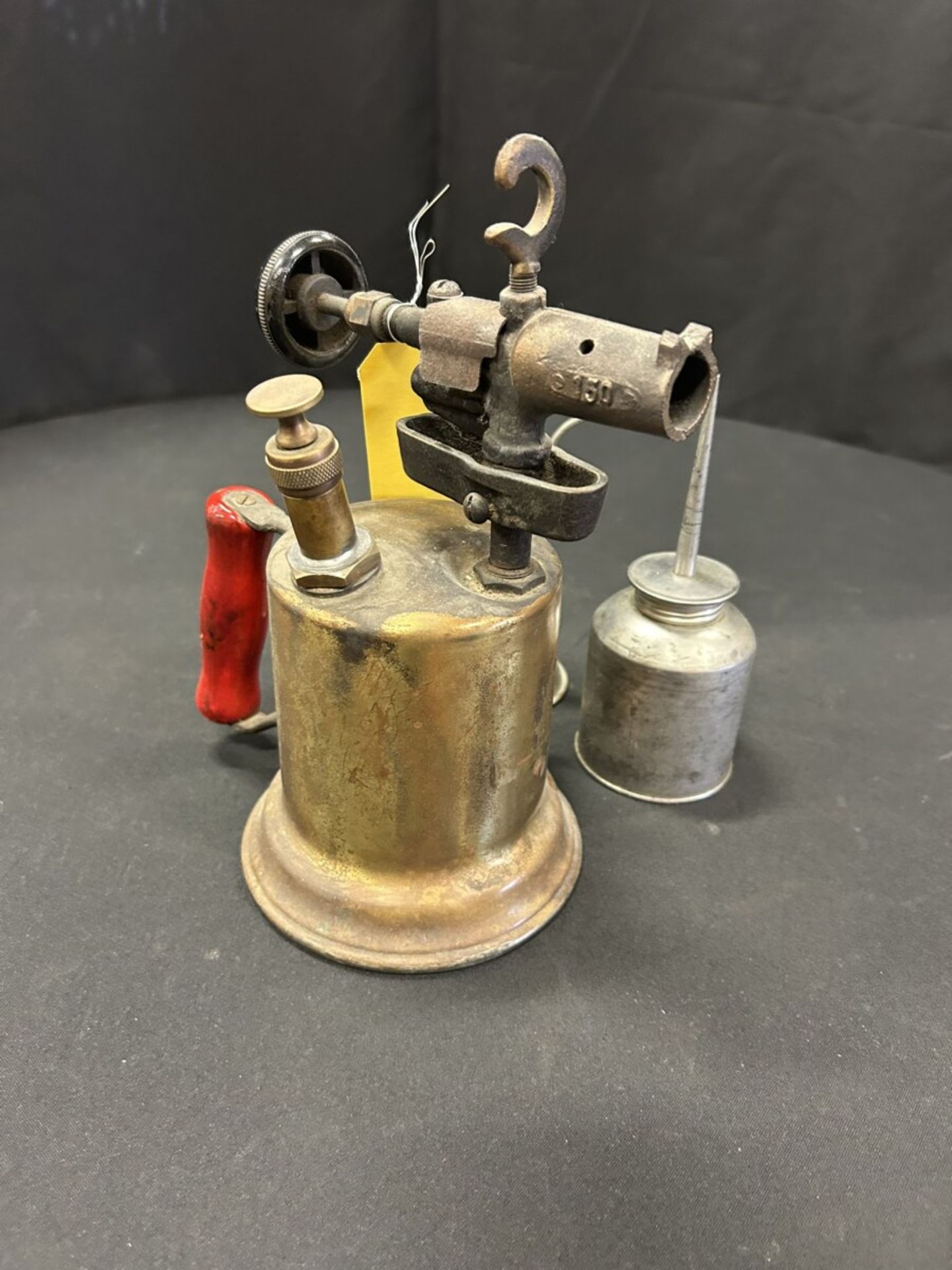ANTIQUE BUTLER BLOW TORCH AND 2 OIL CANS - Image 4 of 6