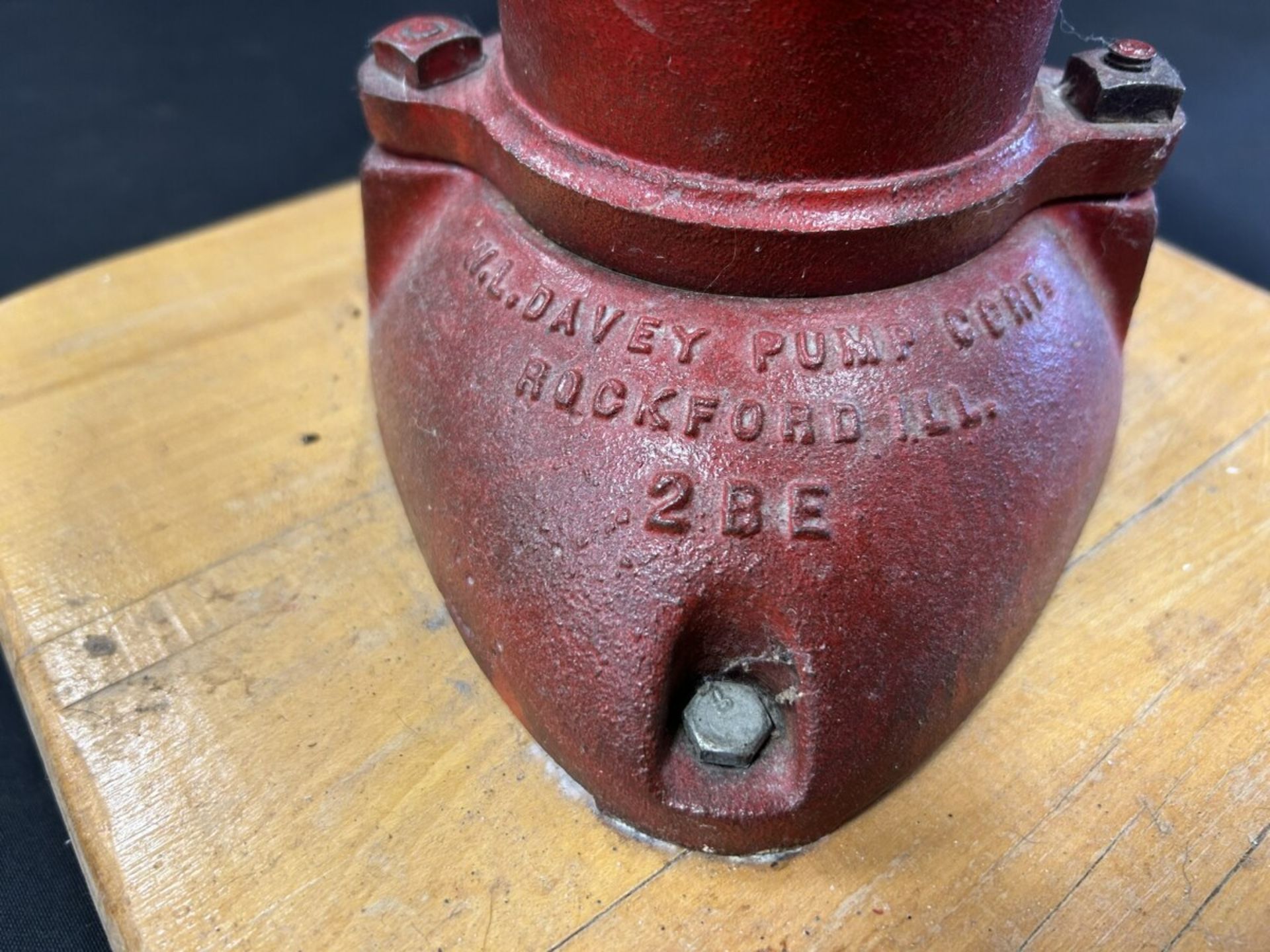 ANTIQUE WL DAVEY 2VE CISTERN PUMP - Image 5 of 5