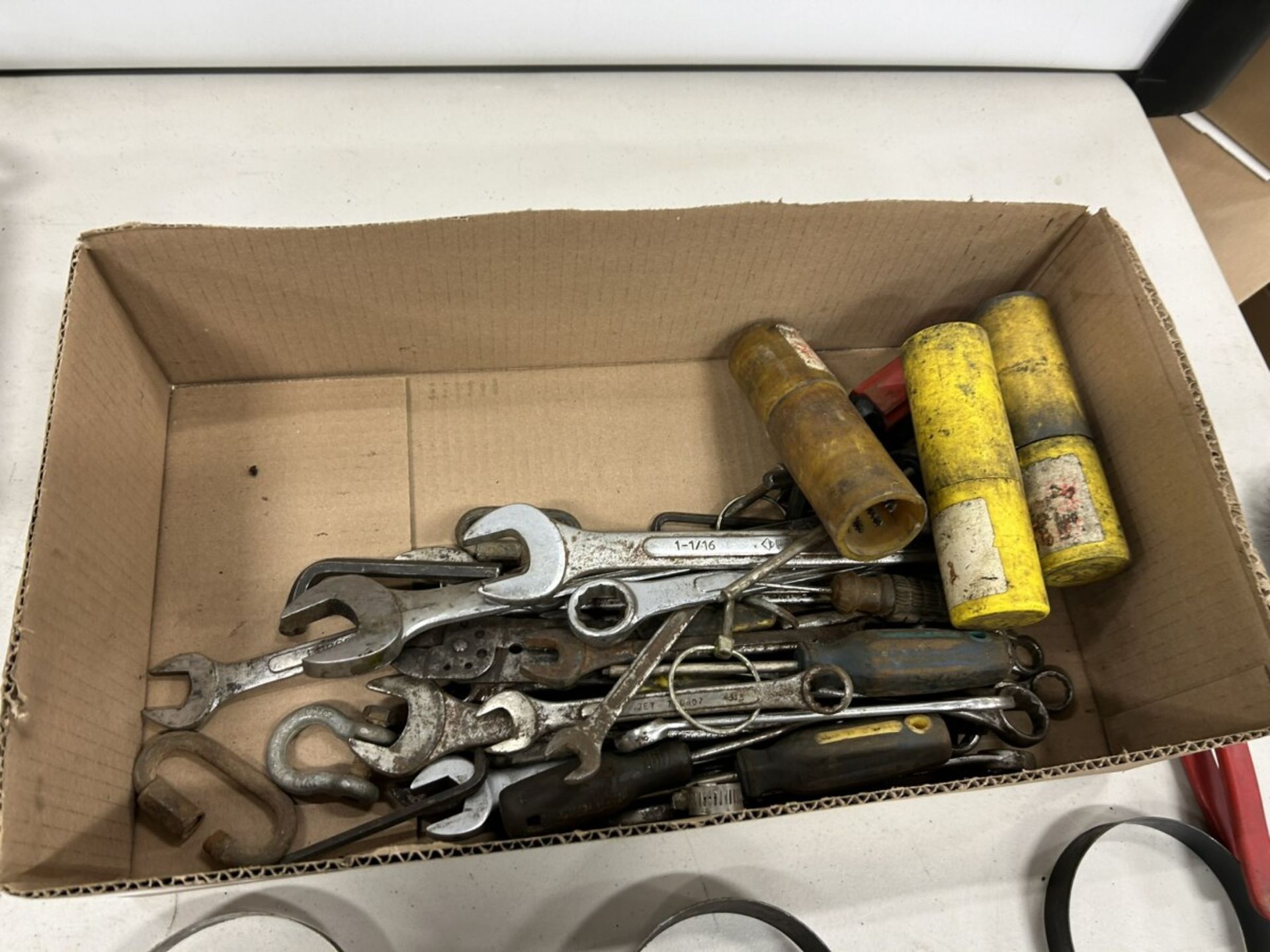 L/O HAND TOOLS OIL FILTER WRENCH, WRENCHES, SPARK PLUG PLIERS, TERMINAL CLEANERS ETC. - Image 5 of 8