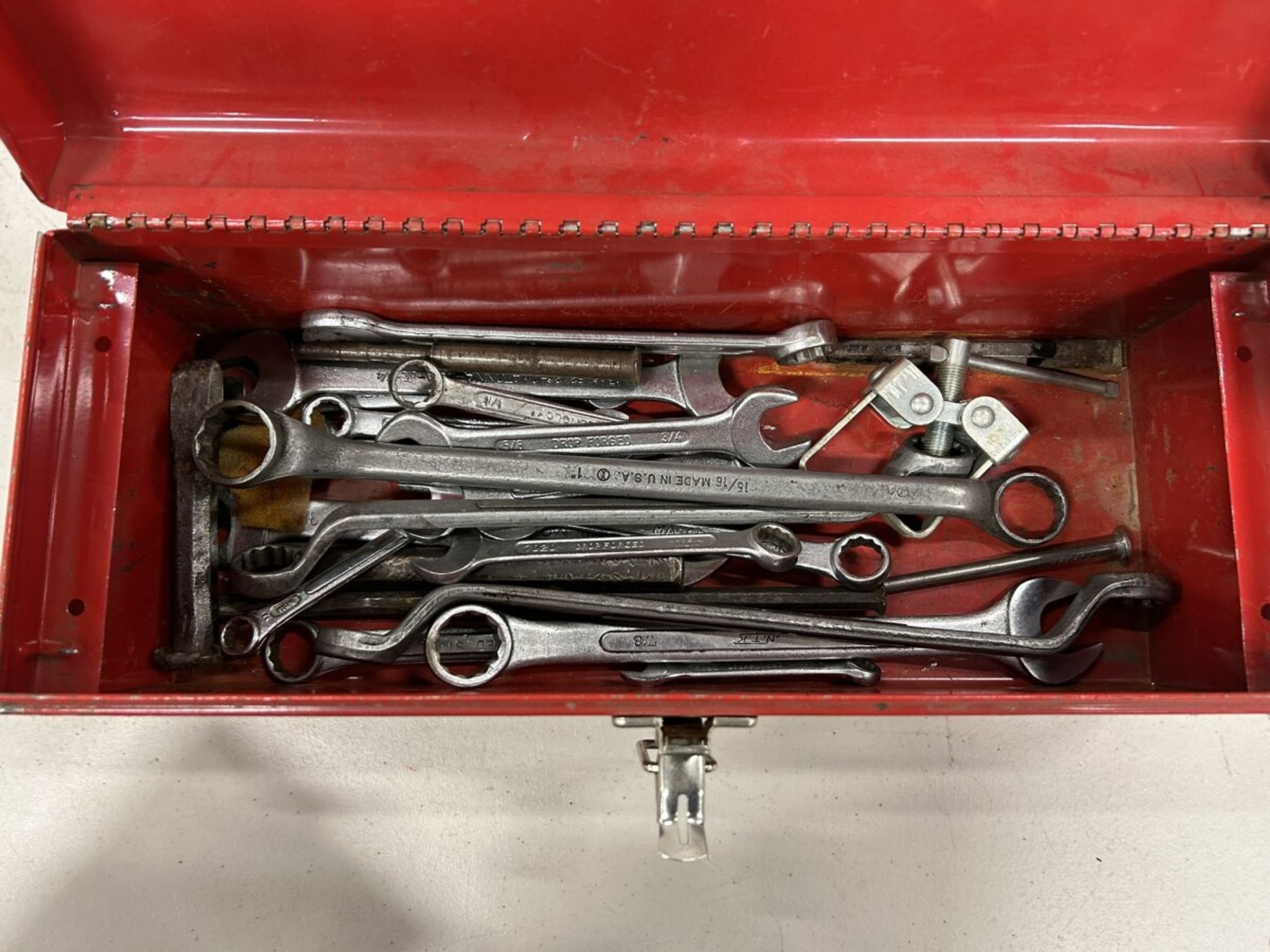 MASTERCRAFT TOOL BOX W/ ASSORTED WRENCHES AND SOCKETS - Image 3 of 4