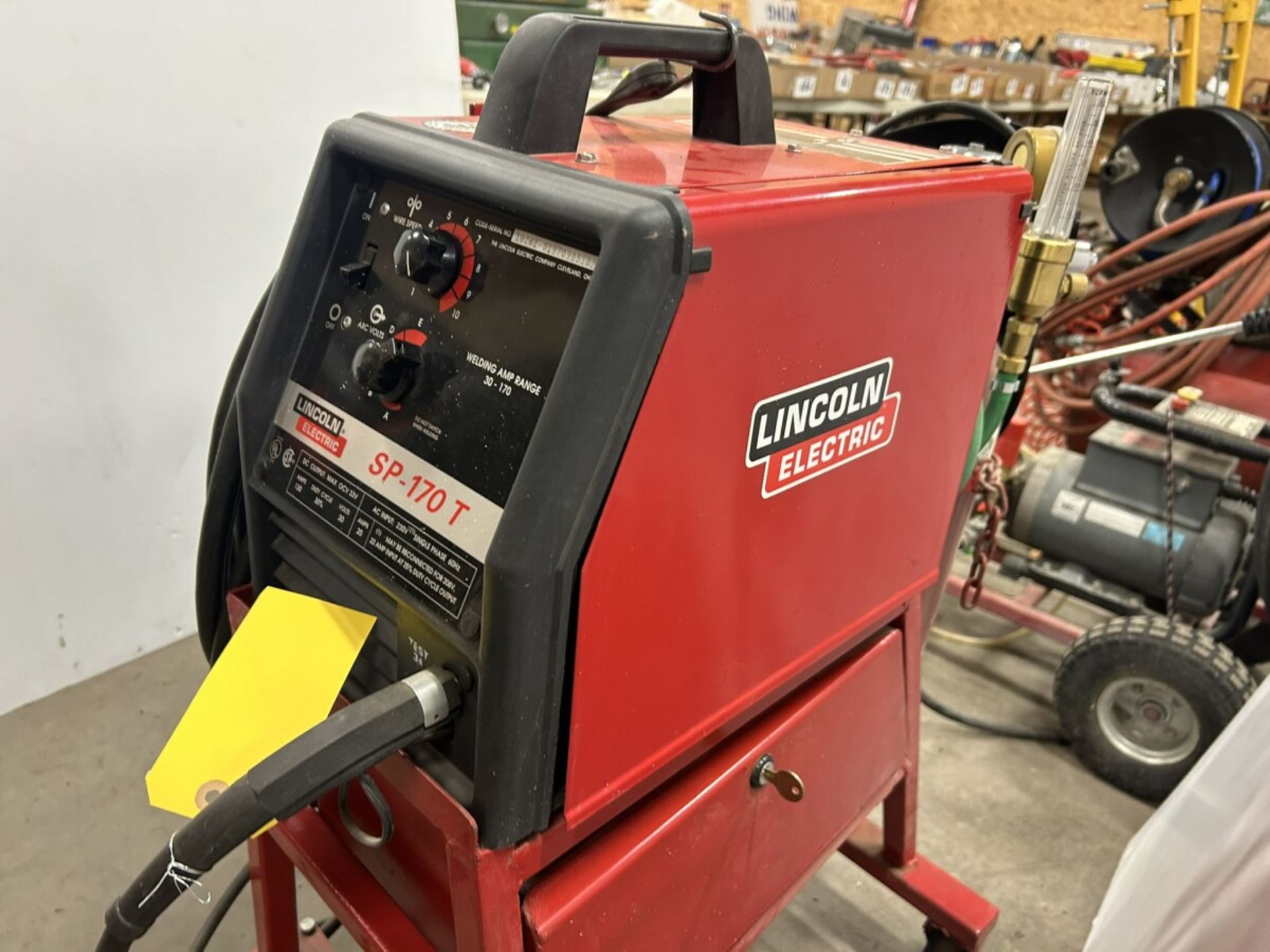 LINCOLN ELECTRIC SP-170T MIG WELDING POWER SOURCE W/ CABLES, CART AND BOTTLE S/N 10261-U1970905182 - Image 7 of 9