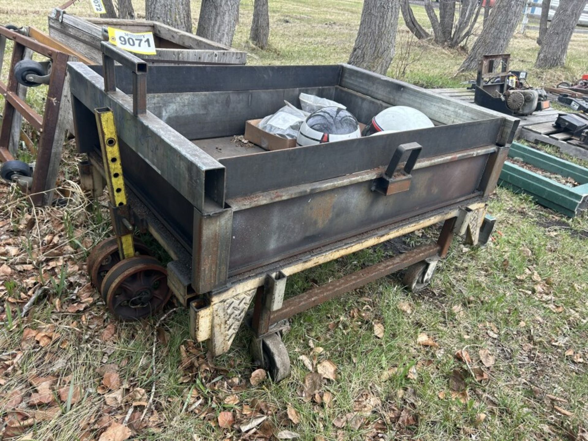 STEEL ROLLING SHOP CART, CRASH HELMETS, ETC