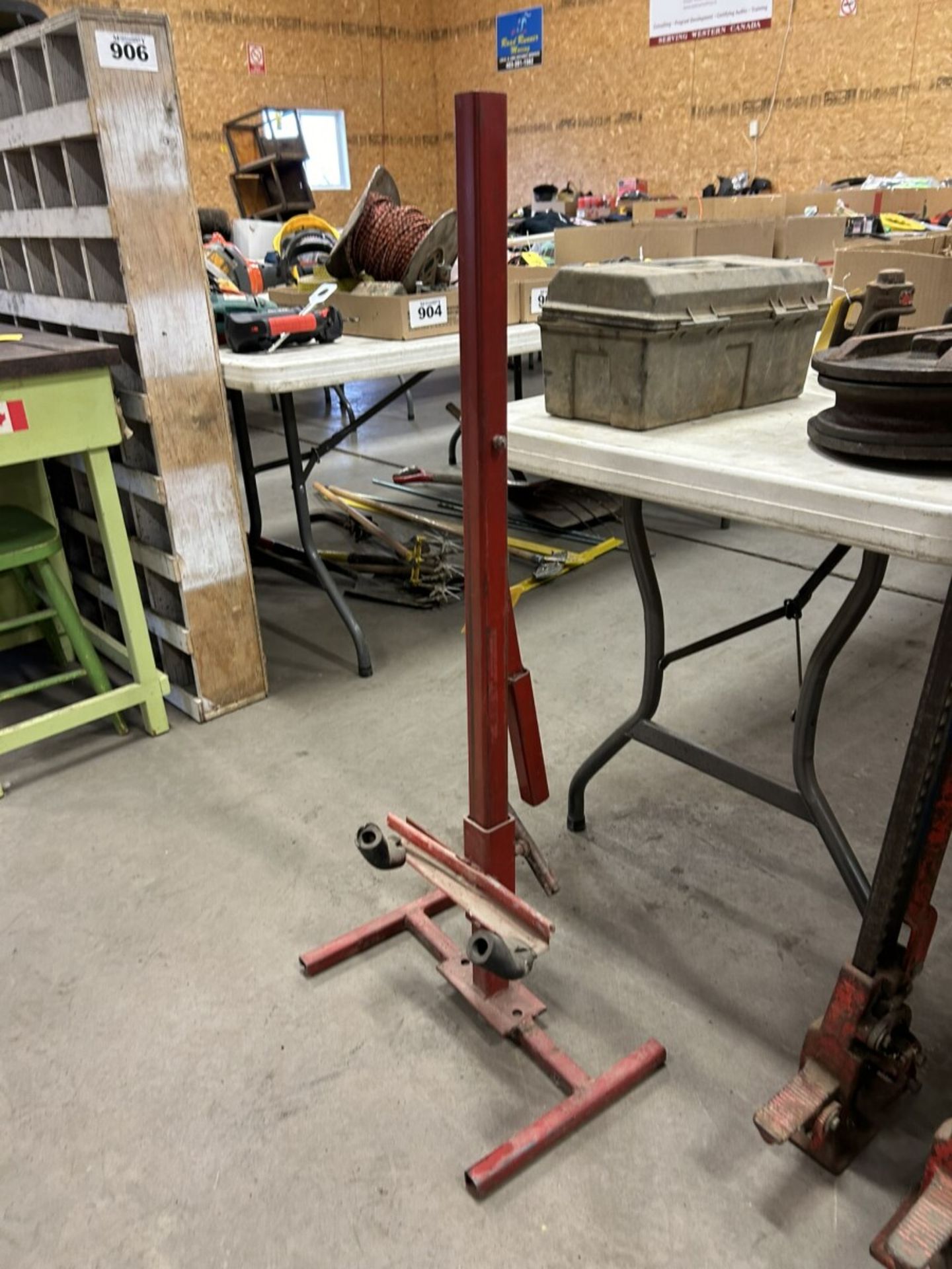 SHOP BUILT SNOWMOBILE LIFT - Bild 2 aus 4