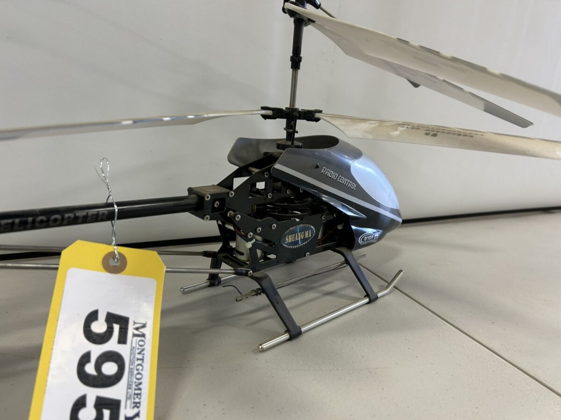 9101S DOUBLE HORSE REMOTE CONTROL HELICOPTER - Image 4 of 7