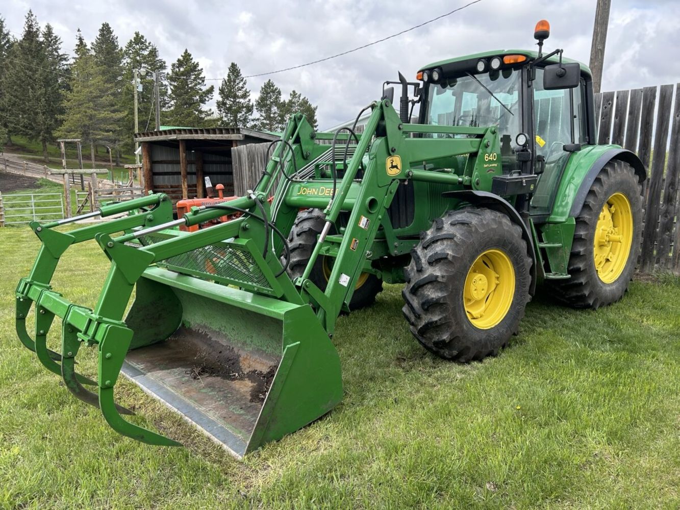 MARJORIE BYSTERVELD & ESTATE OF BARRY BYSTERVELD - FARM EQUIPMENT, VEHICLES, SNOW MOBILES, HARLEY DAVIDSON, JOHN DEERE, ANTIQUES