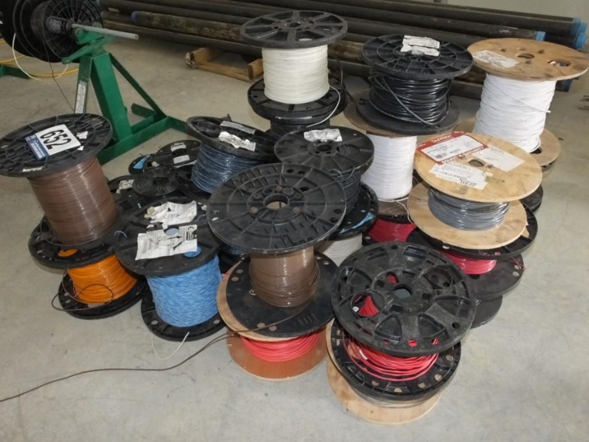 Lot: Wire Reels - Image 2 of 3