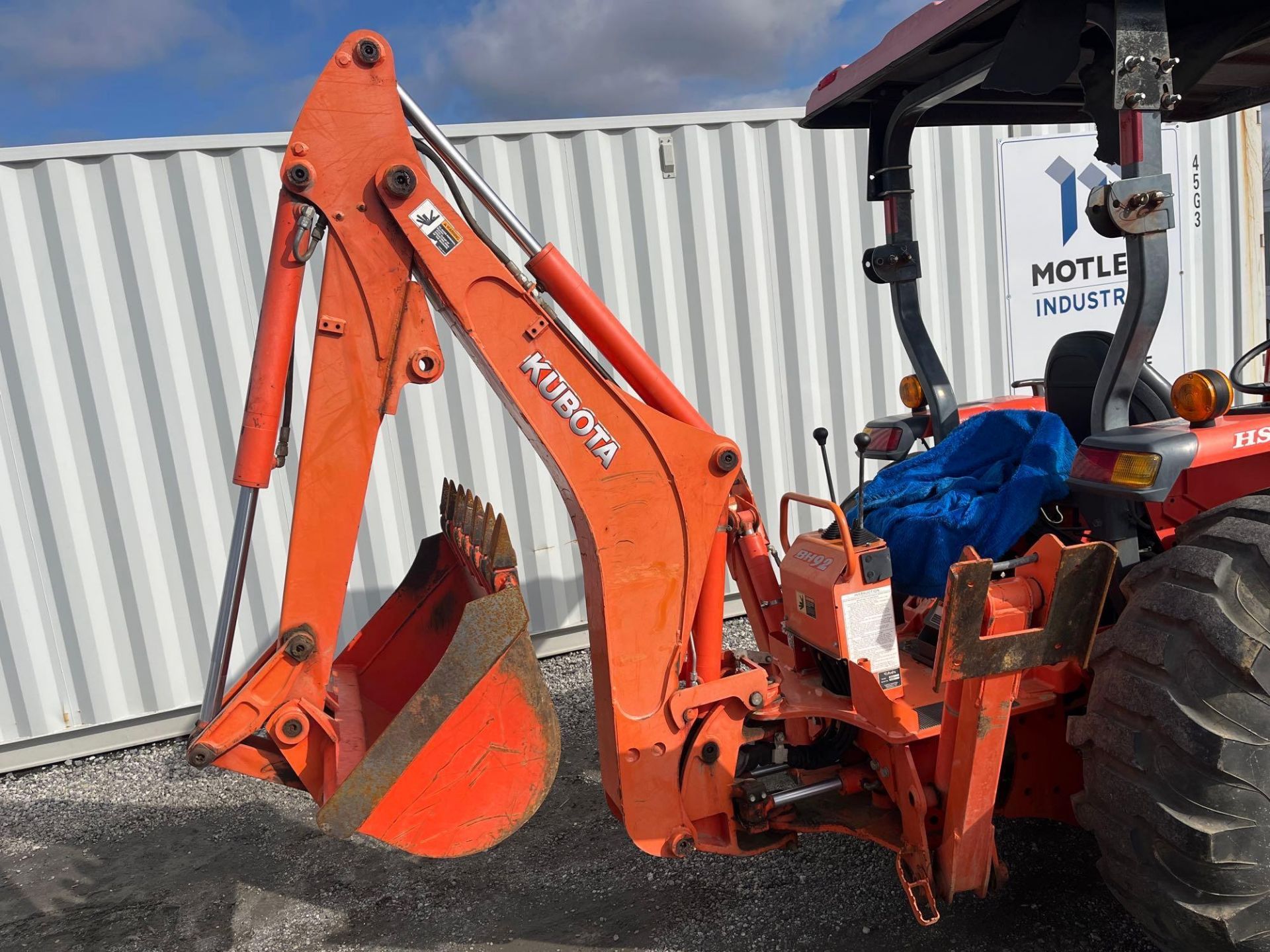 2016 Kubota MX 5200 HST Tractor - Image 10 of 17