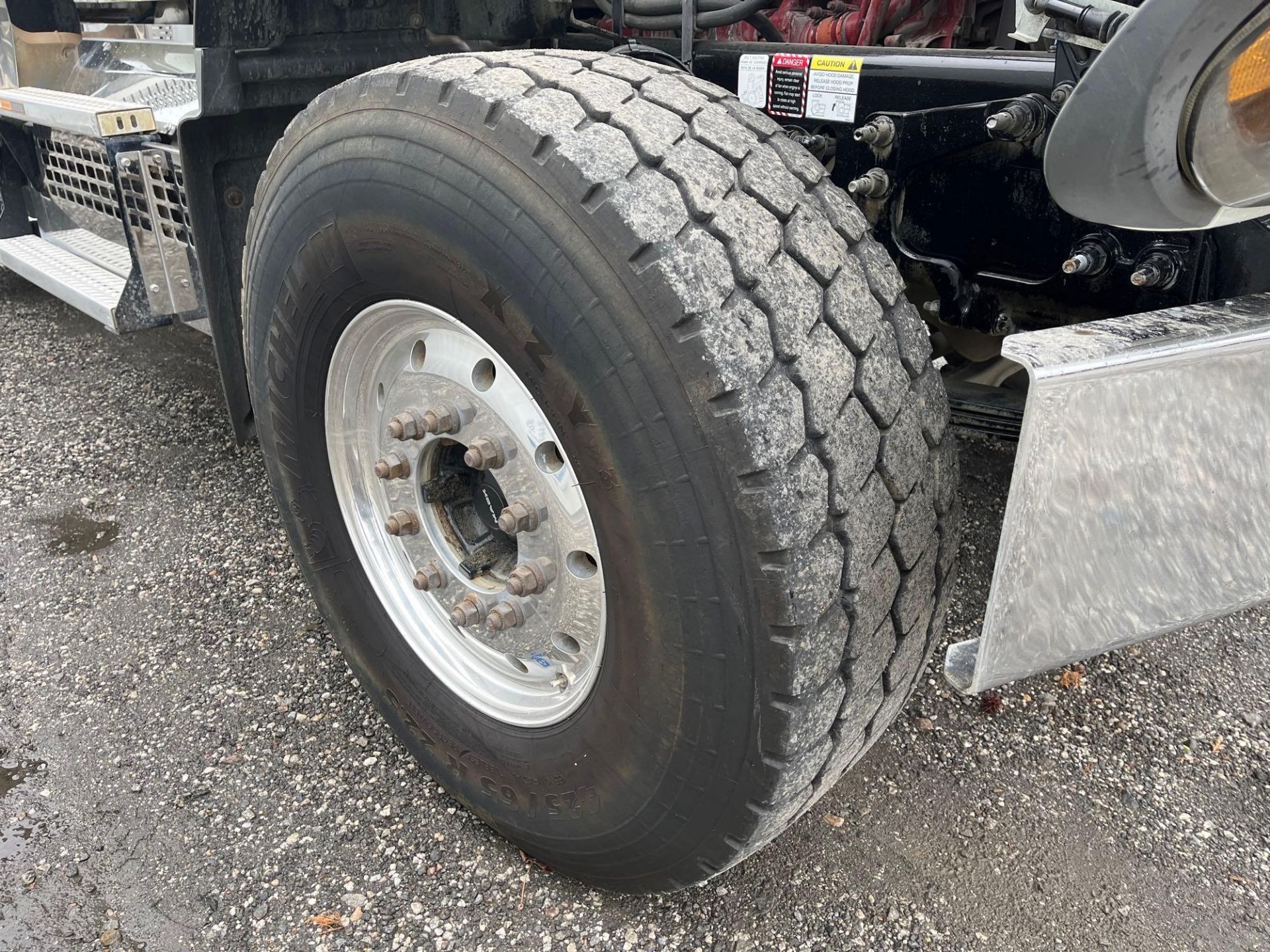 2020 Mack Granite GR64F Tri-Axle Dump Truck - Image 15 of 23