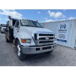 2007 Ford 750 Flatbed Truck