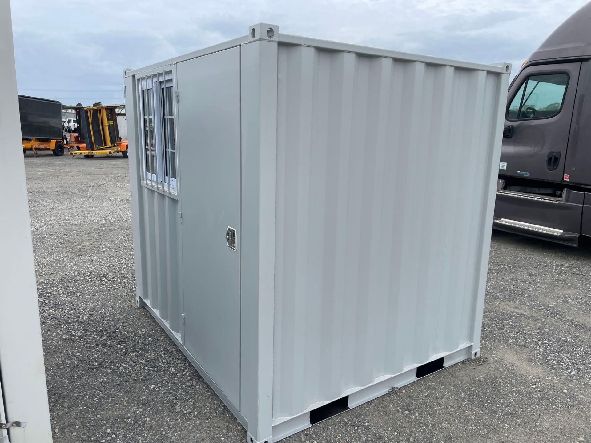 2024 8' Storage / Office Container - Image 2 of 7