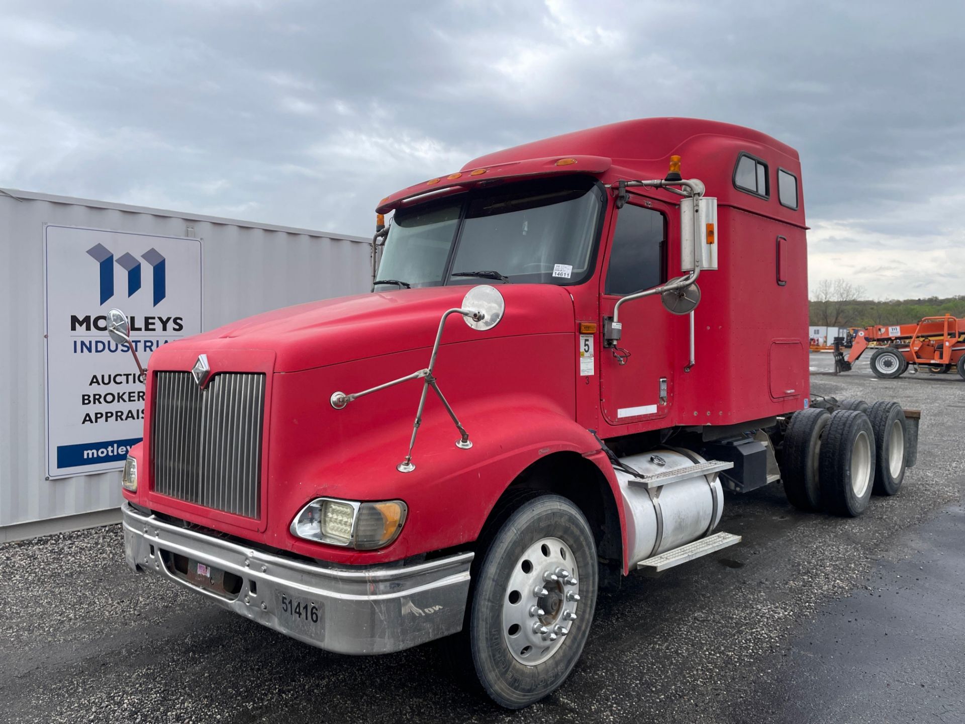 2005 International 9400 Sleeper Road Tractor