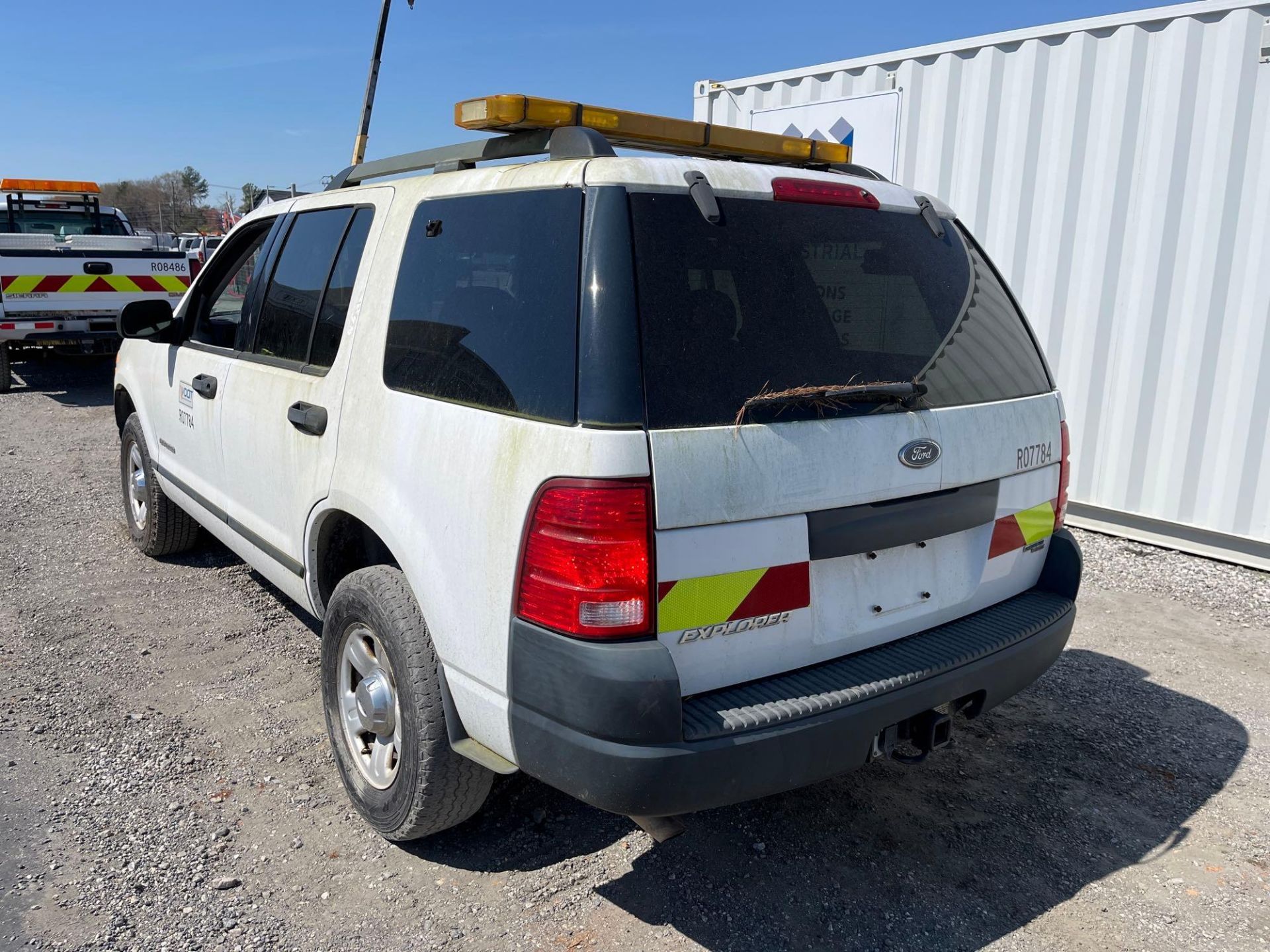 2005 Ford Explorer 4WD SUV - Image 2 of 24