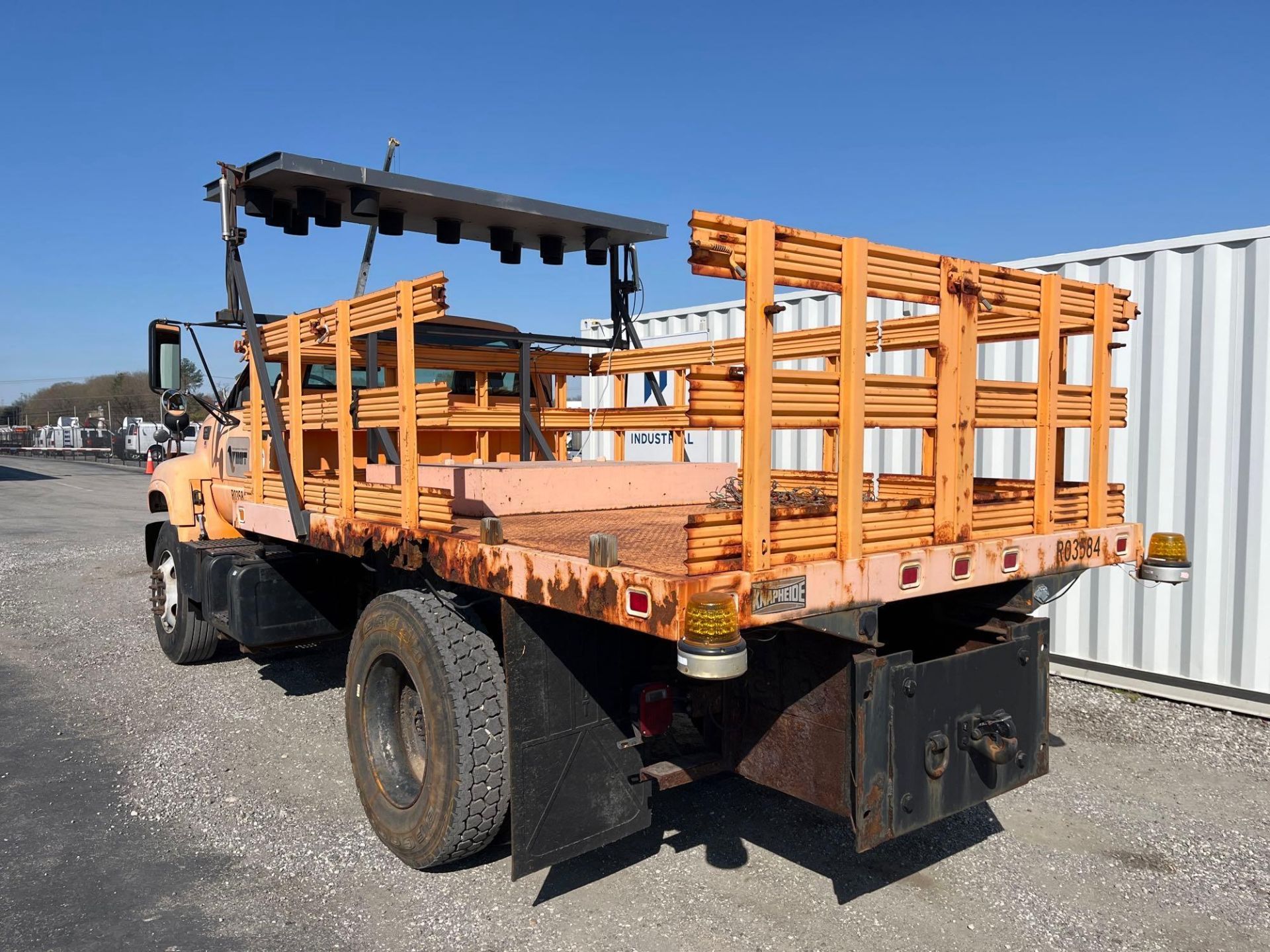 1998 GMC 7500 Arrow Board Truck - Image 2 of 26