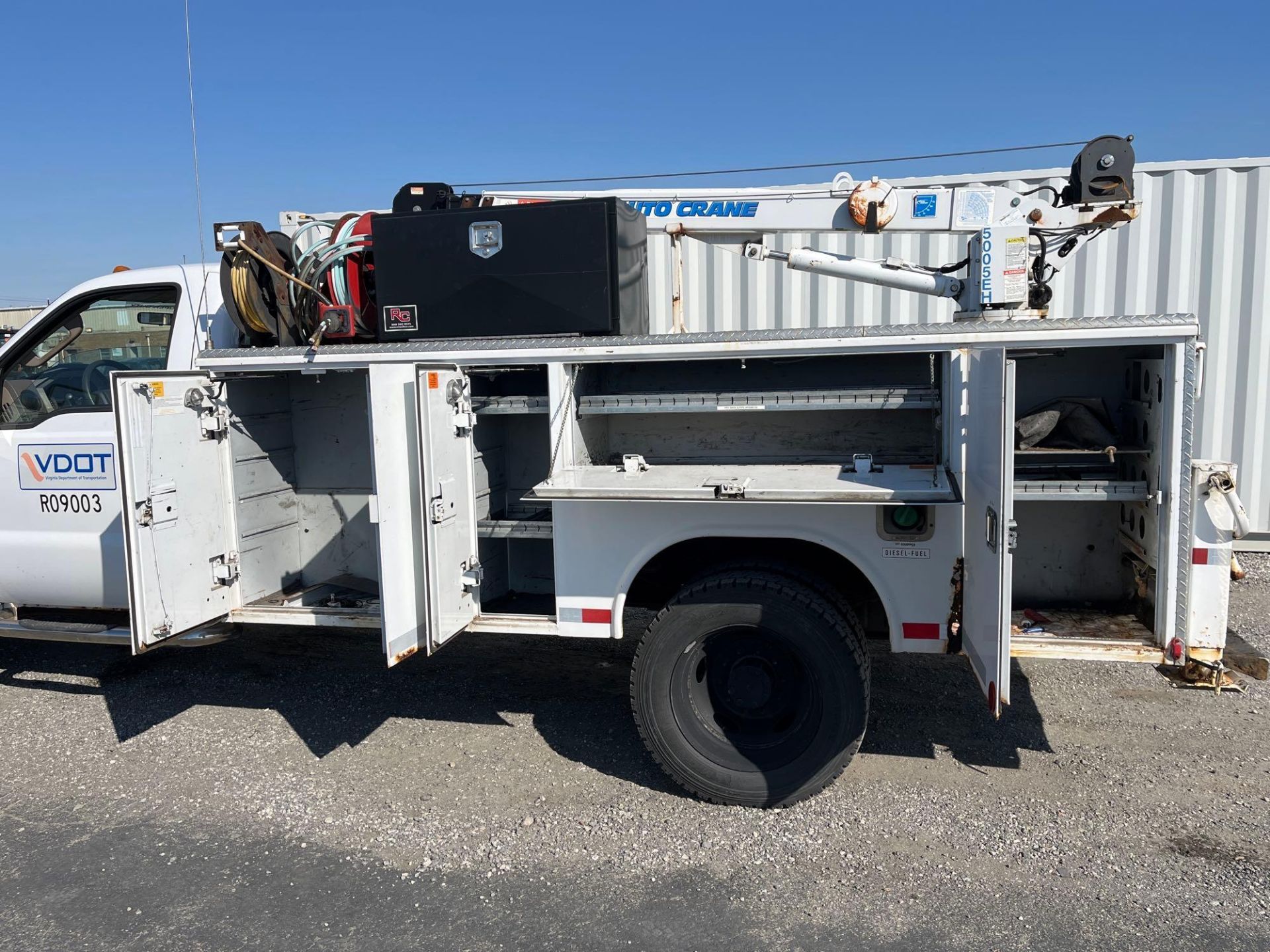 2008 Ford F450 Utility Body 4WD Crane Truck - Image 10 of 27