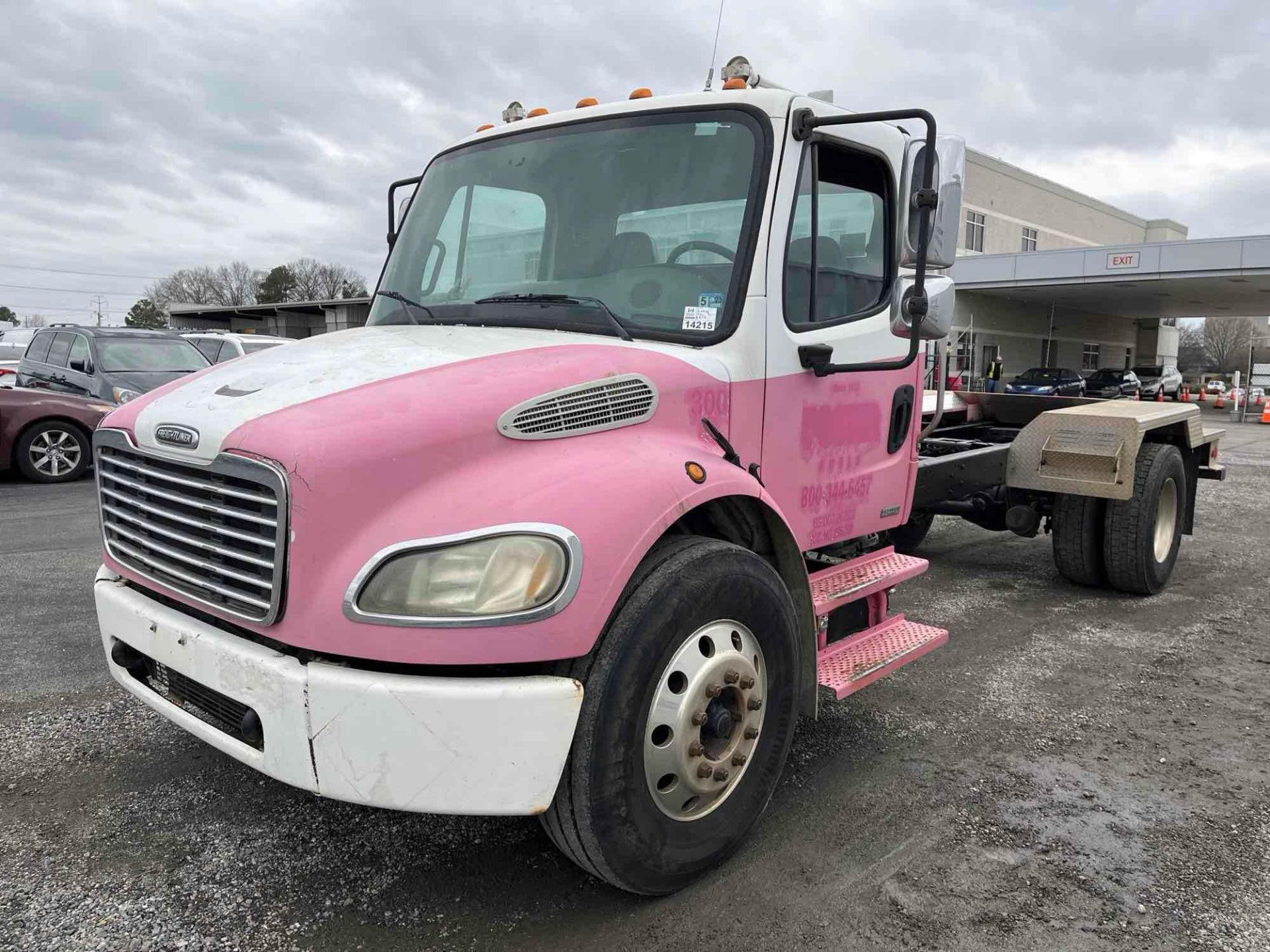 2007 Freightliner M2 Cab / Chasis - Image 4 of 18