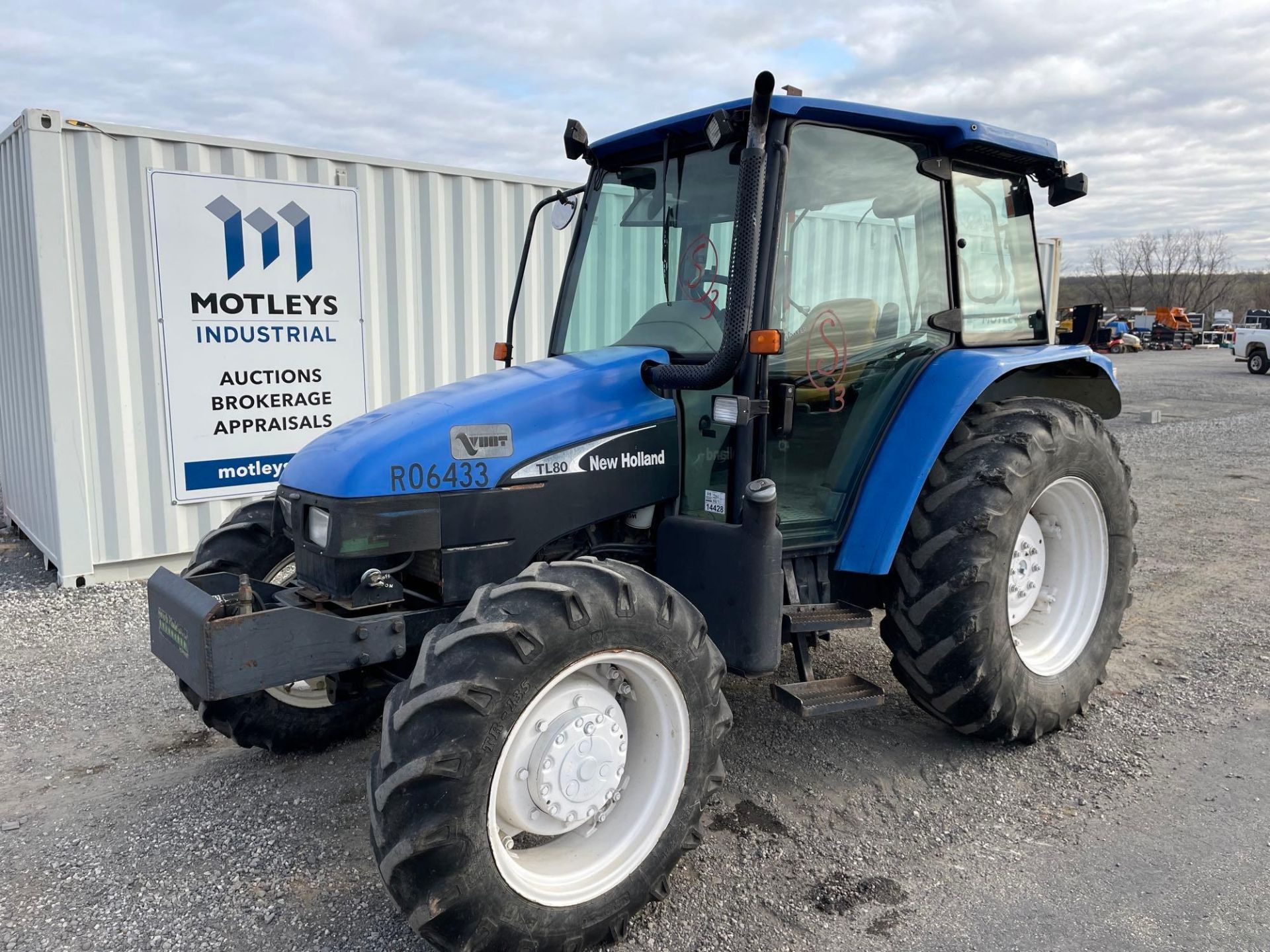 2003 New Holland TL80 Tractor Mower