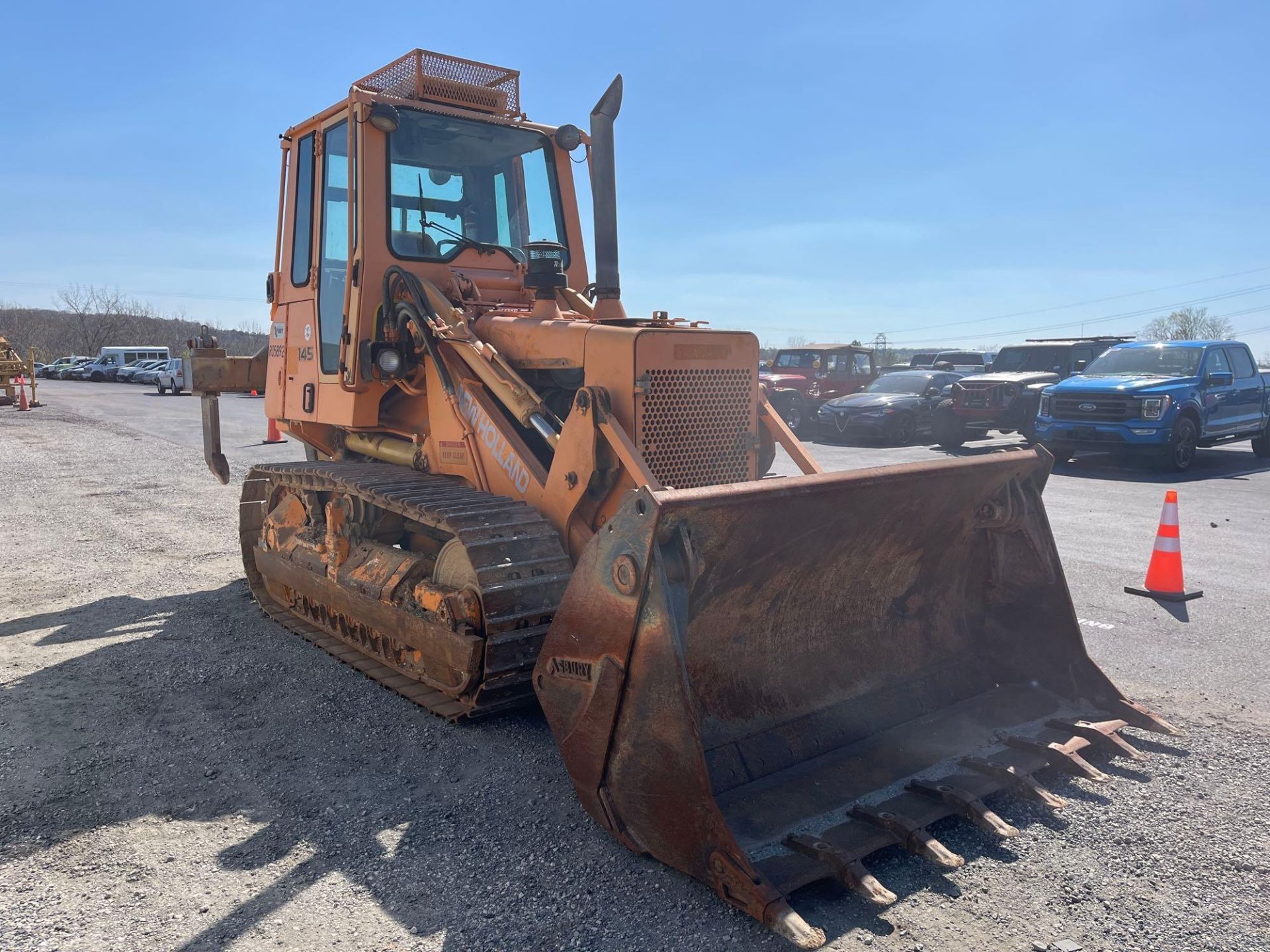 New Holland CL145 Crawler Loader - Image 4 of 26