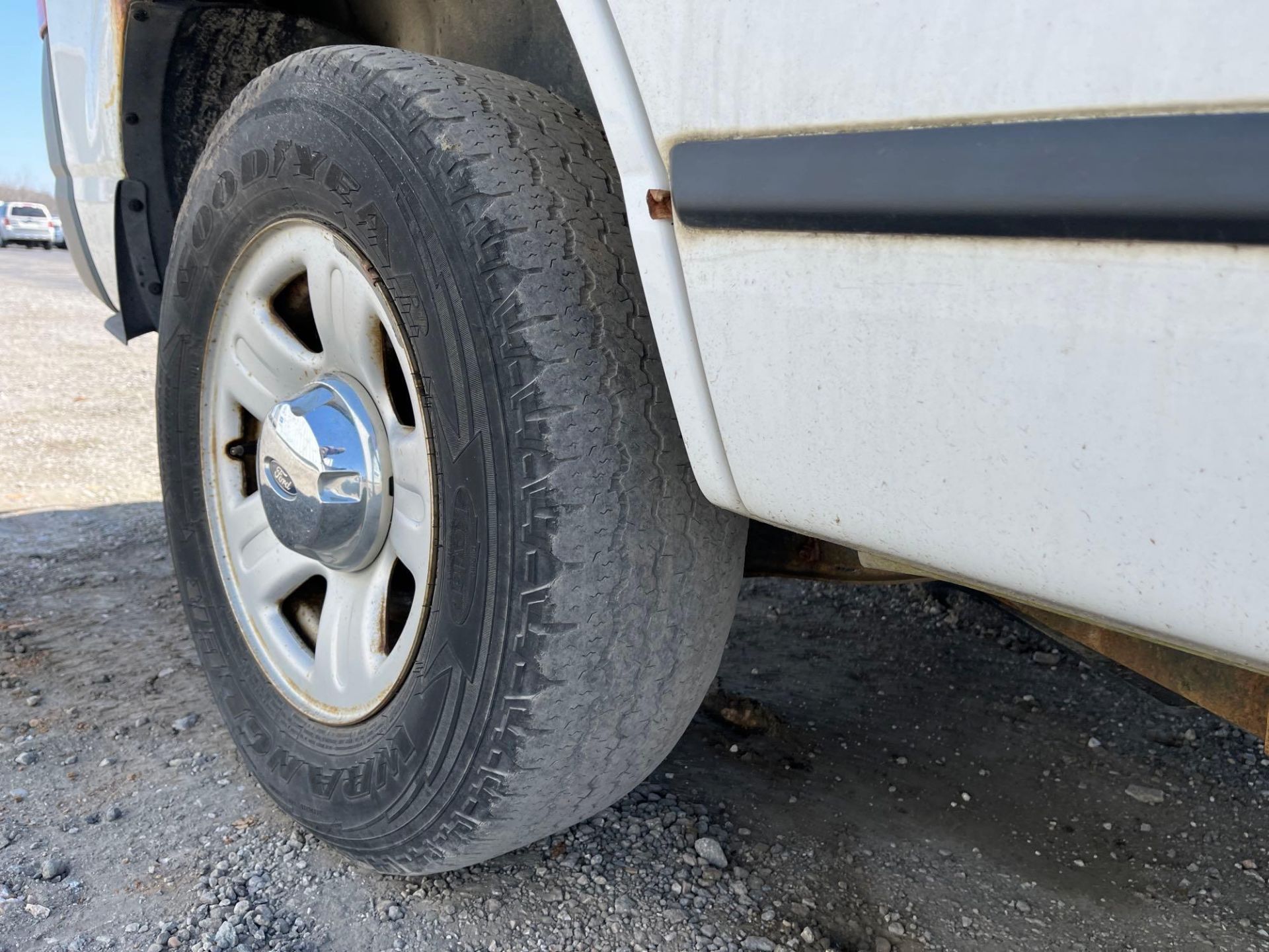 2005 Ford Explorer 4WD SUV - Image 20 of 24