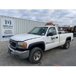 2004 GMC 2500 Pickup Truck