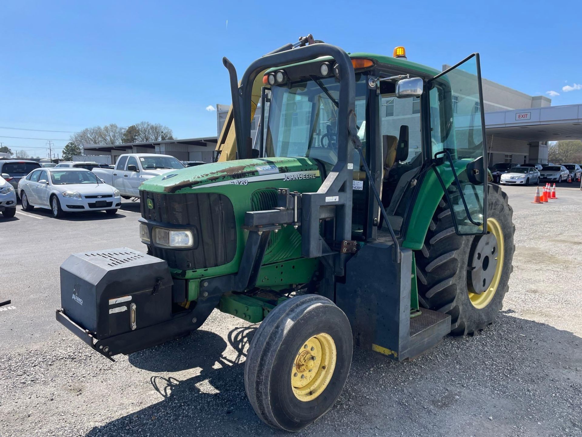 2004 John Deere 6420 Tractor Mower - Image 3 of 24