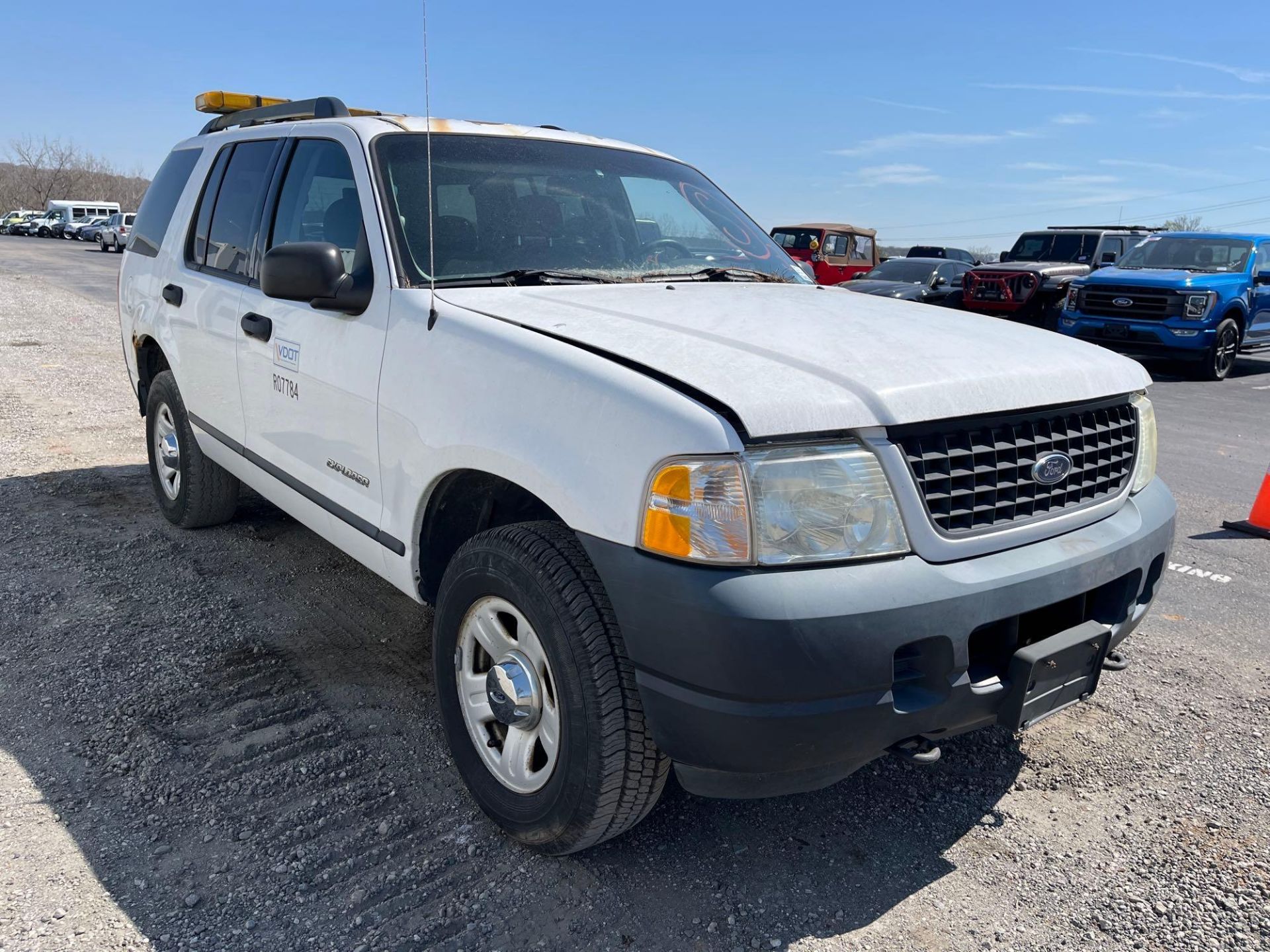 2005 Ford Explorer 4WD SUV - Image 4 of 24