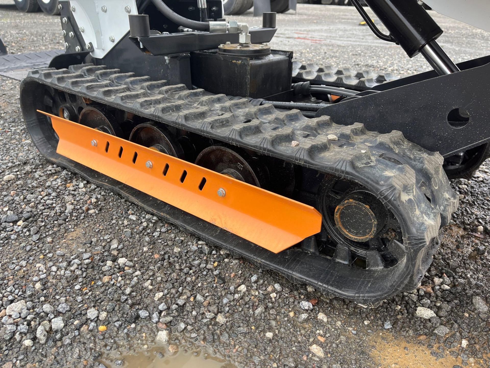 2023 Landhero LDH-MCD500 Self Loading Mini Crawler Dumper - Image 14 of 16