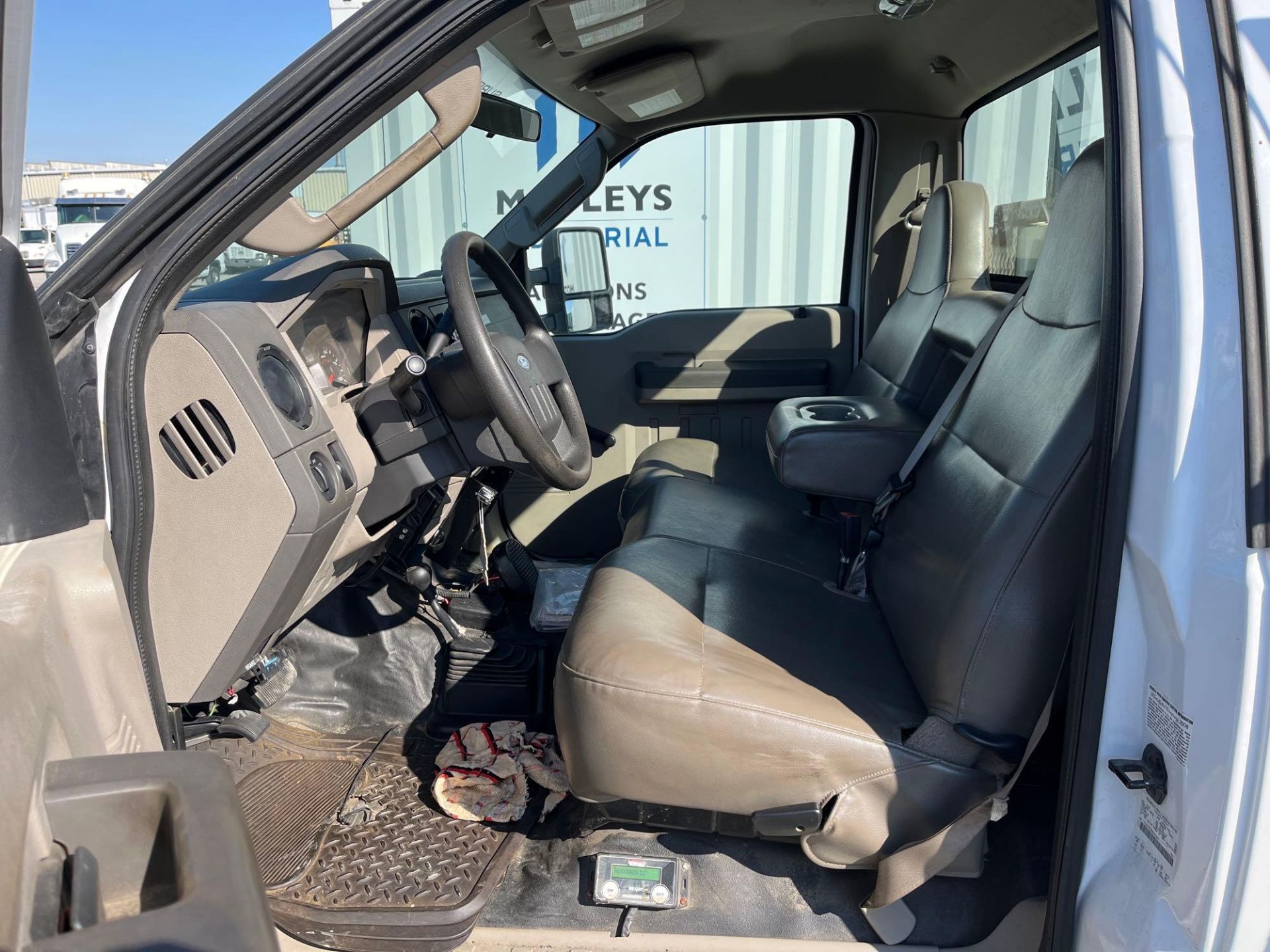 2008 Ford F450 Utility Body 4WD Crane Truck - Image 8 of 27