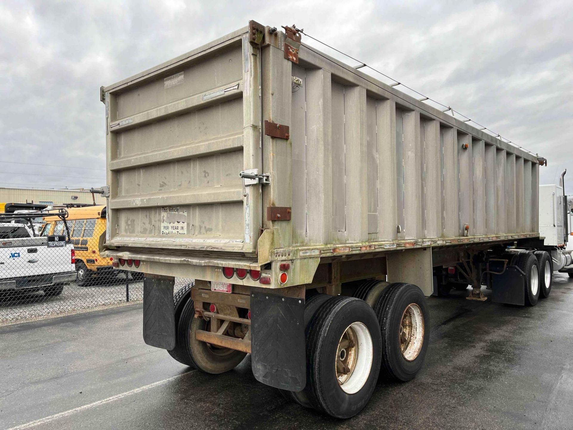 1972 Hill ADT3166 Grain Trailer - Image 2 of 14