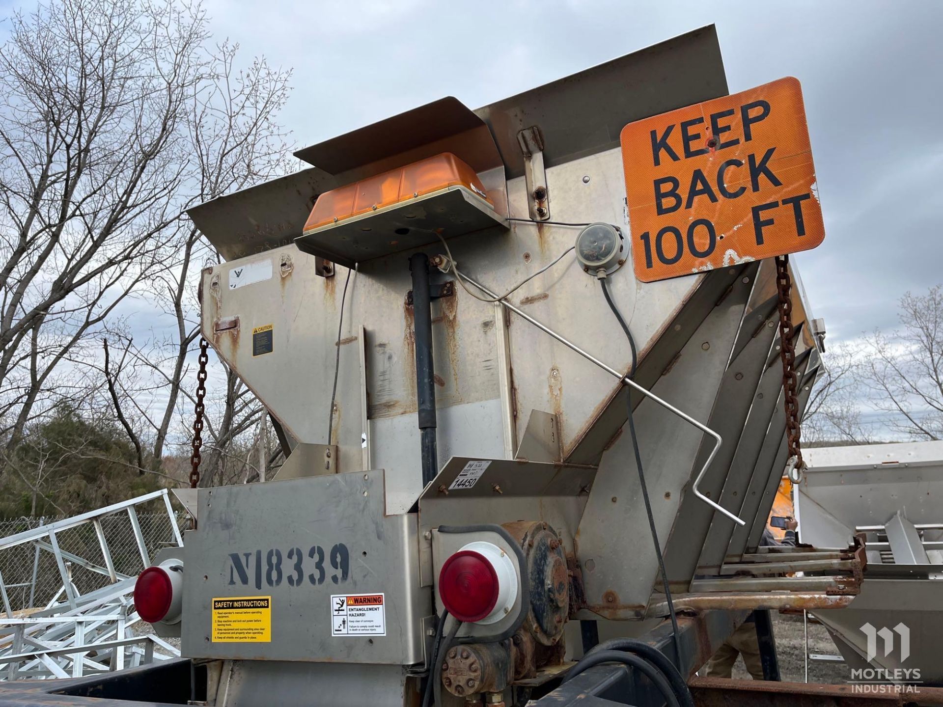 2002 Swenson EV150 10' Hydraulic Abrasive Spreader - Image 5 of 7