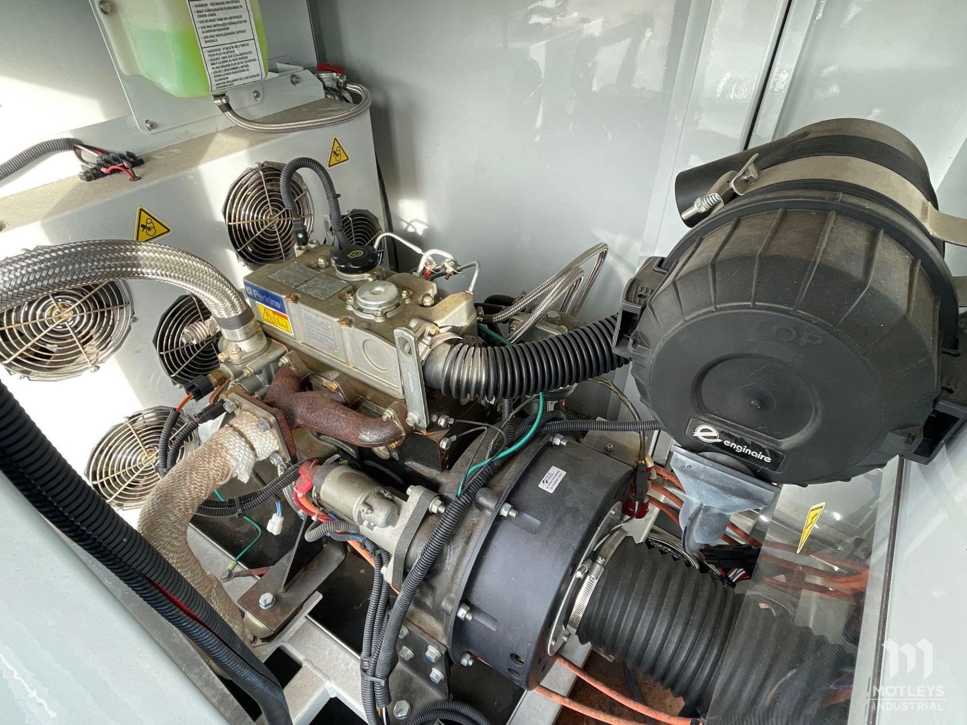 2019 Polar Power Generator - Image 10 of 17